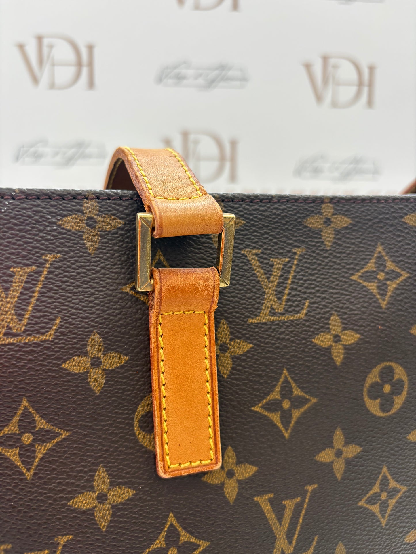 018763 - Louis Vuitton Luco