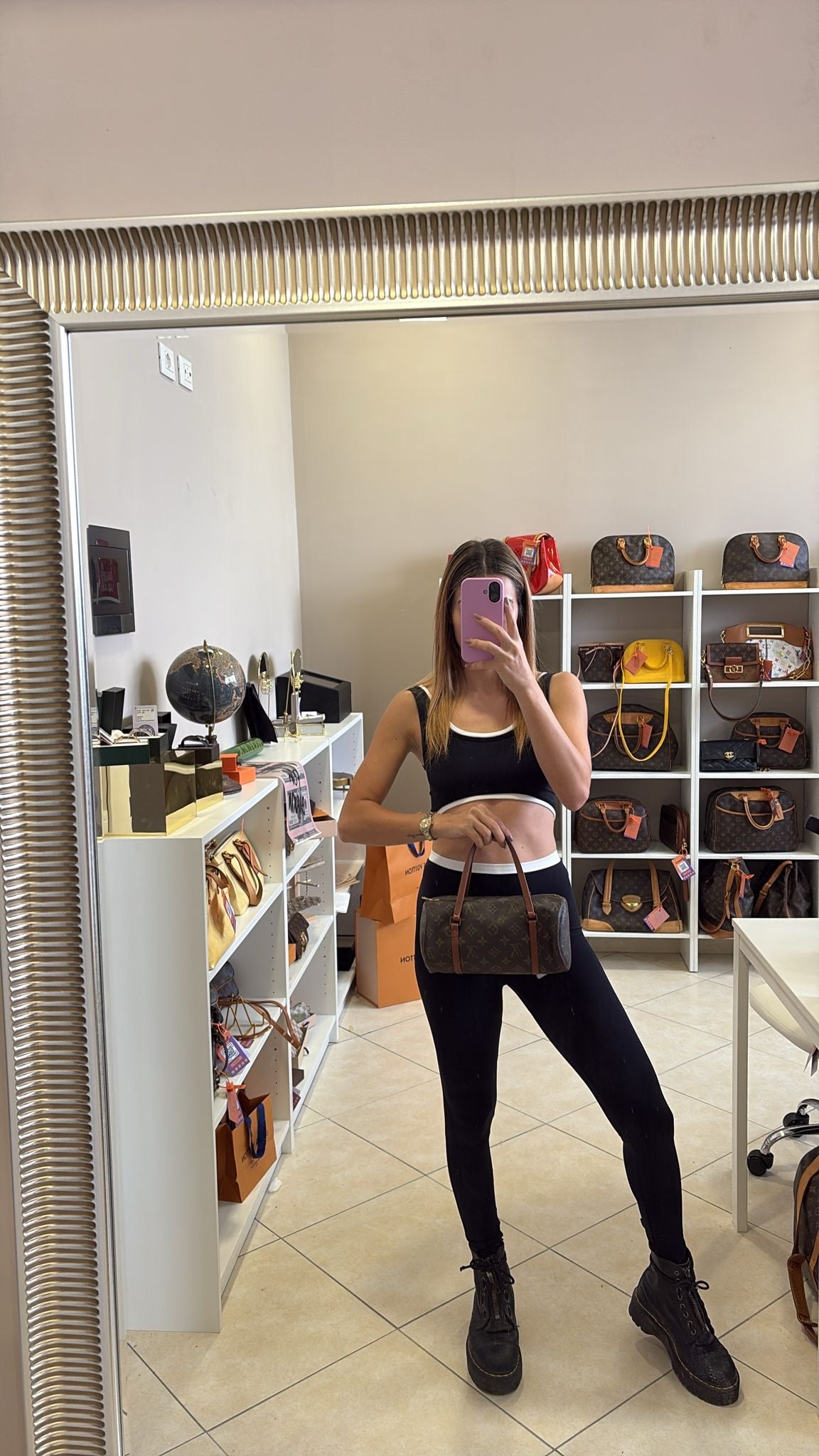 Louis Vuitton Papillon 26