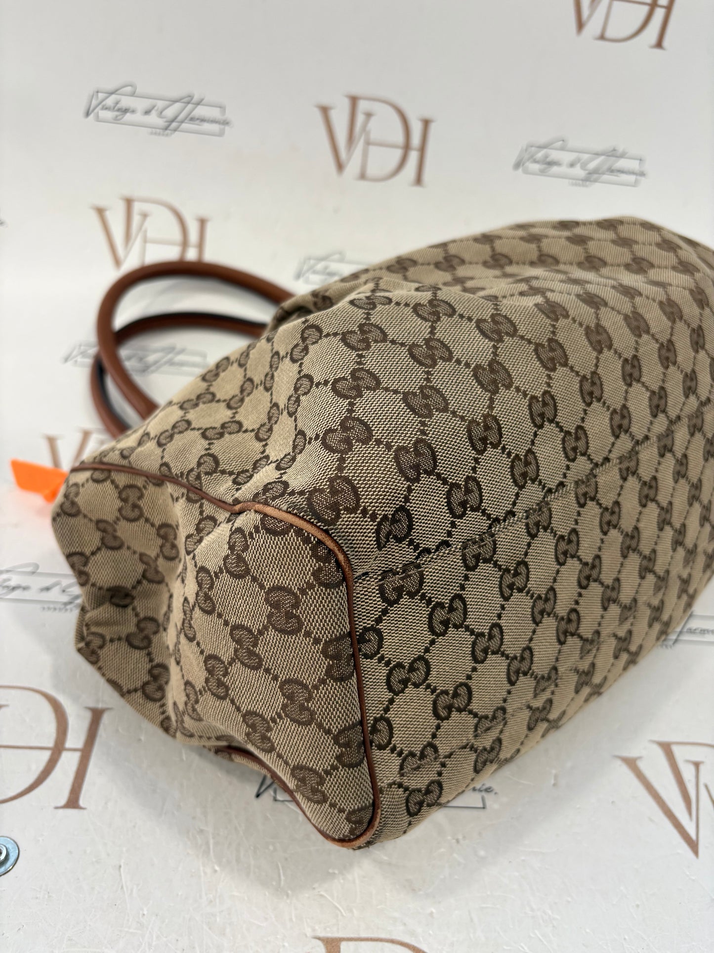 201640 - Gucci Sukey