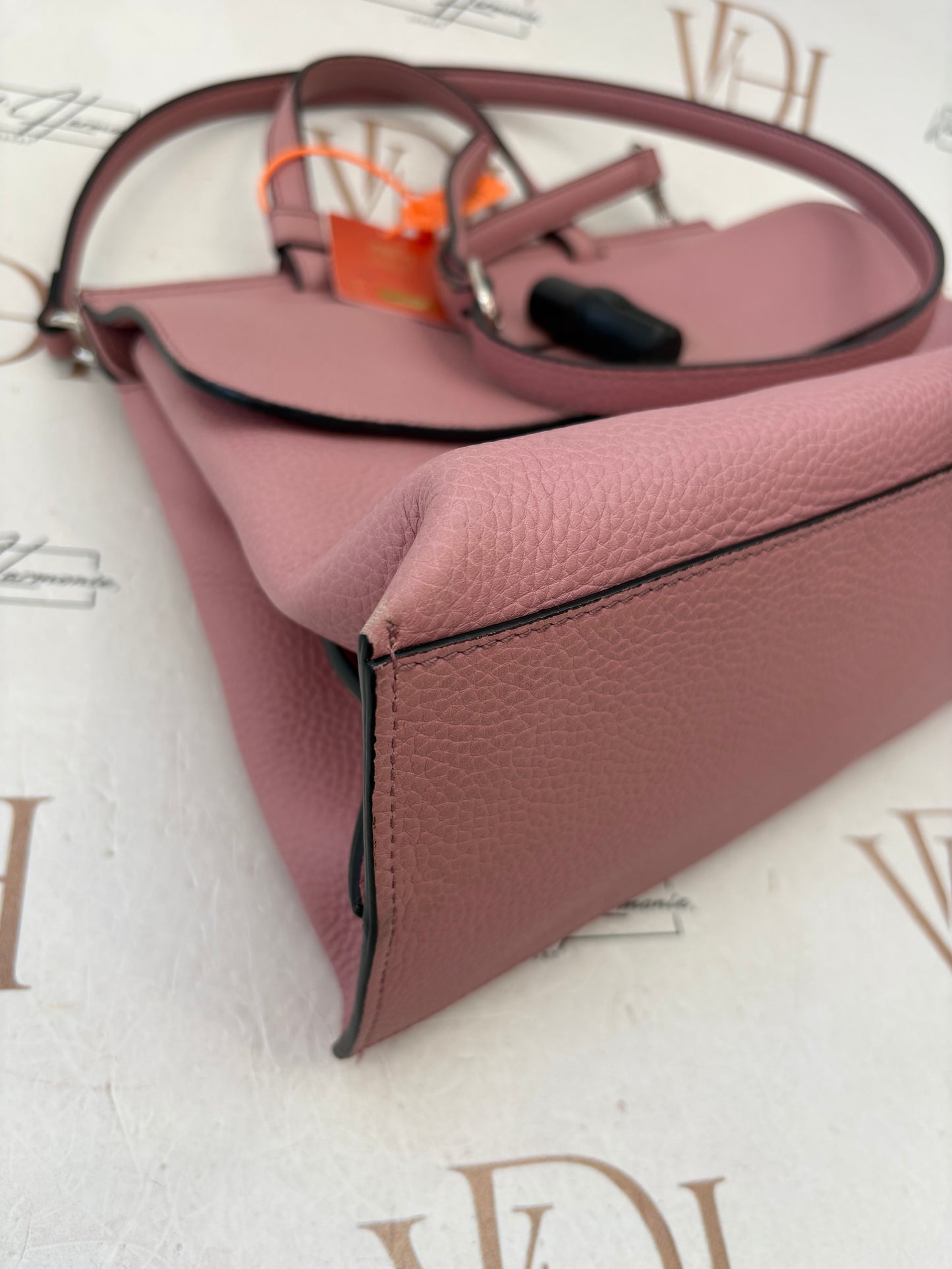 383797 - Gucci Daily