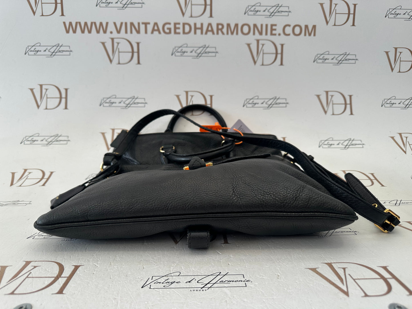 384322 - Miu Miu Black