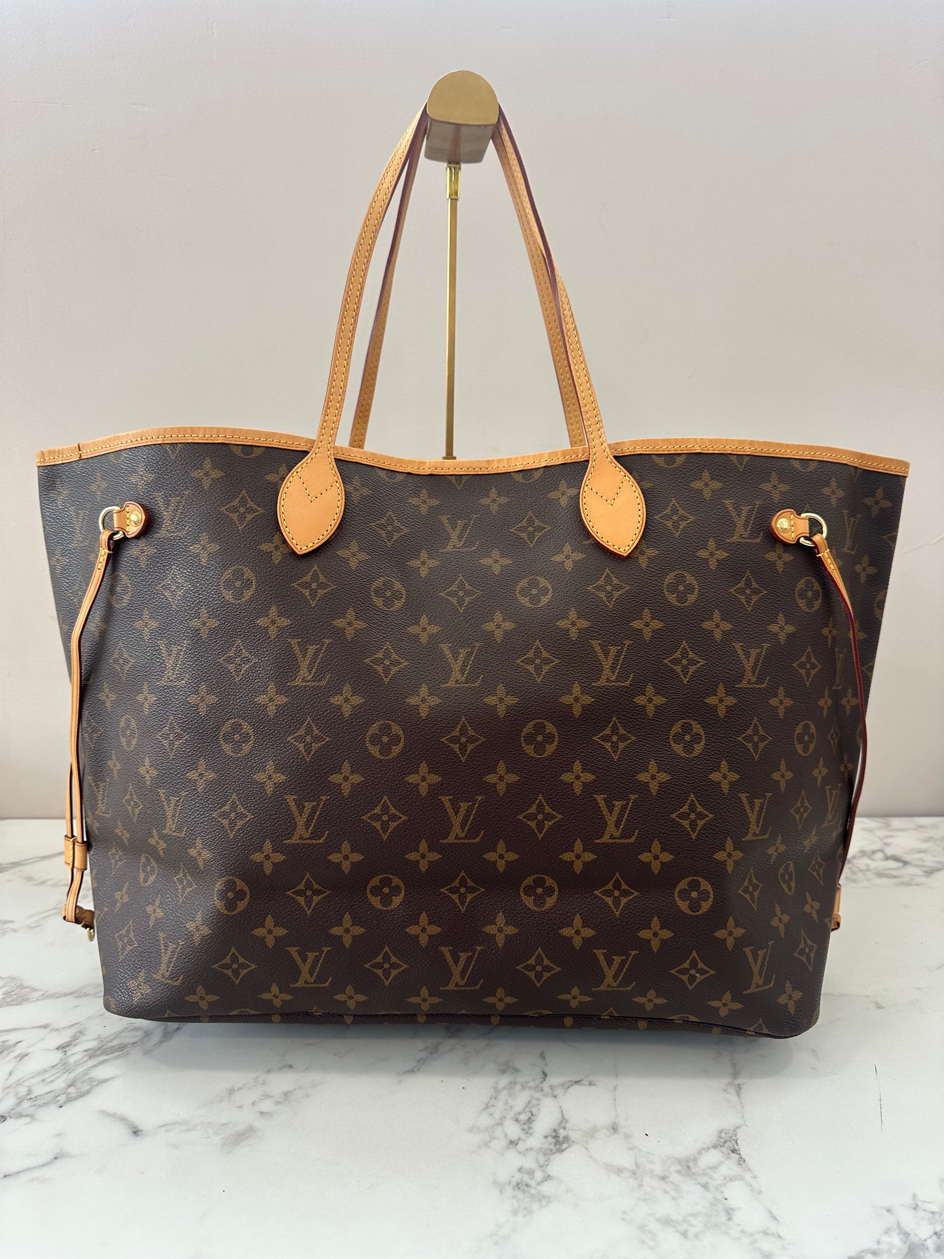 Louis Vuitton Neverfull