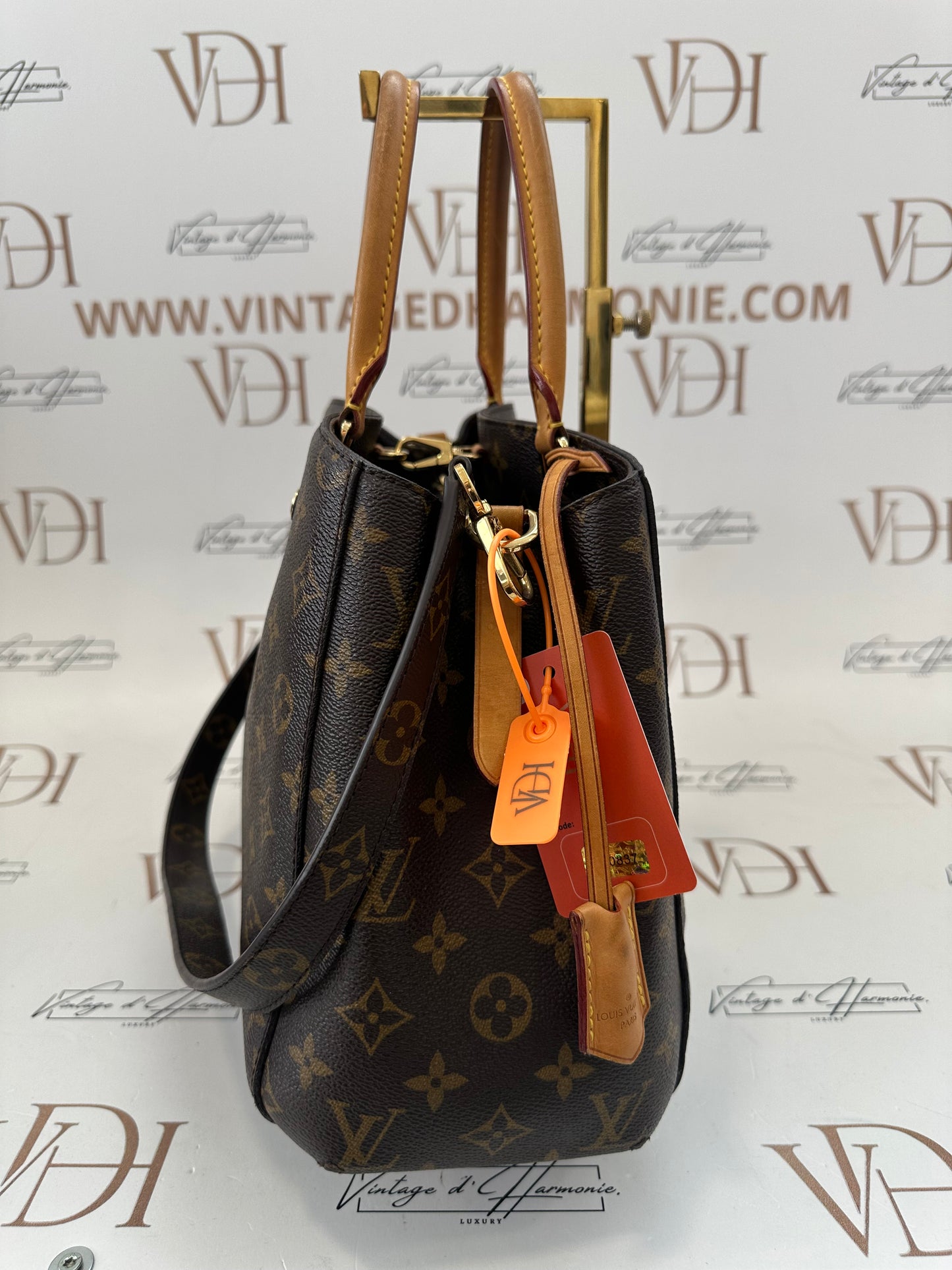 200837 - Louis Vuitton Montaigne