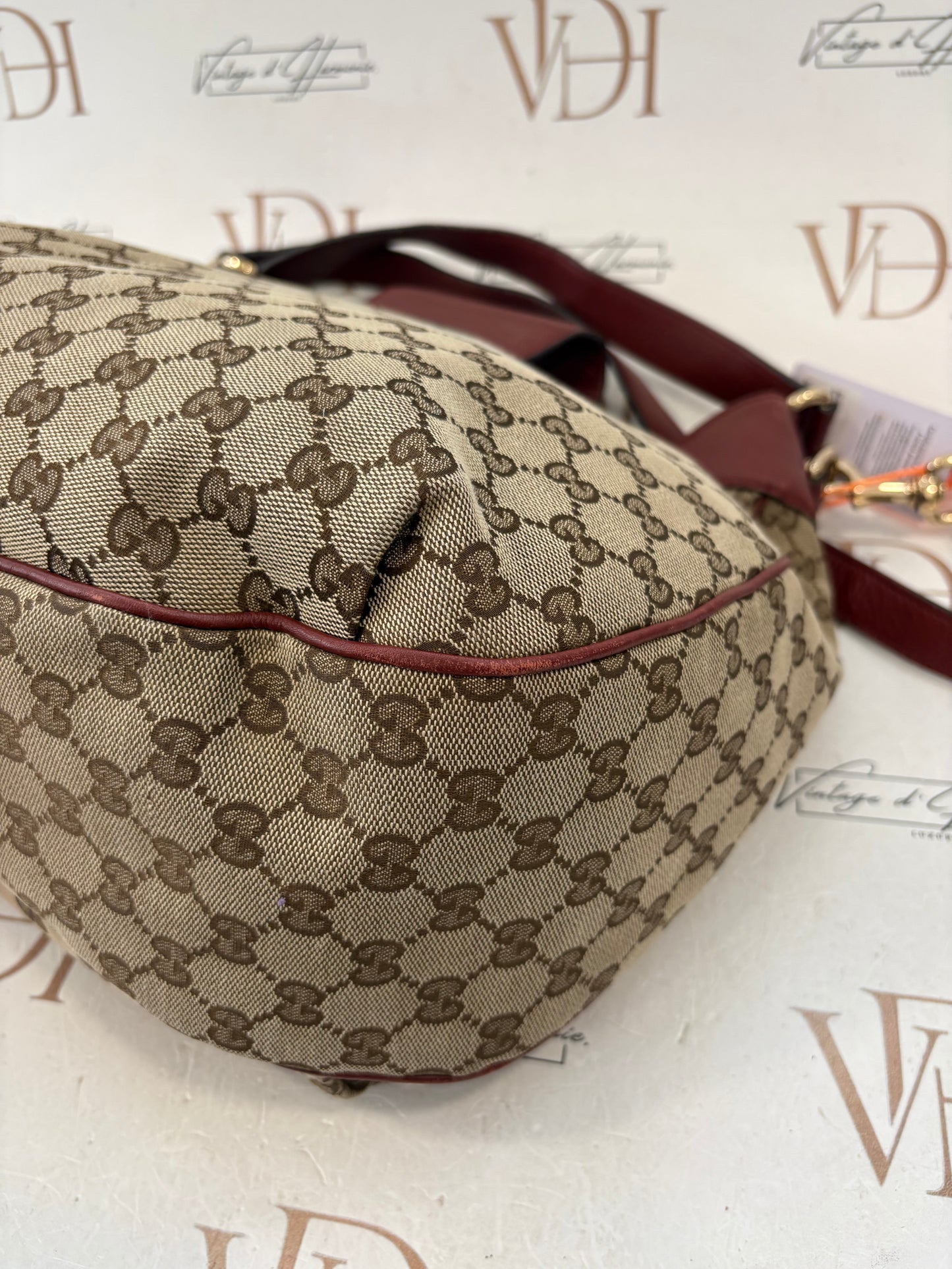 383448 - Gucci Sukey
