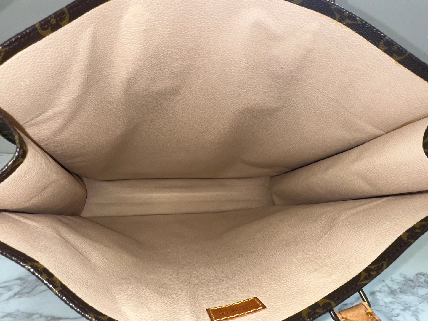 Louis Vuitton Sac Plat