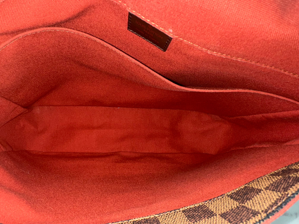 Louis Vuitton Bastille Damier