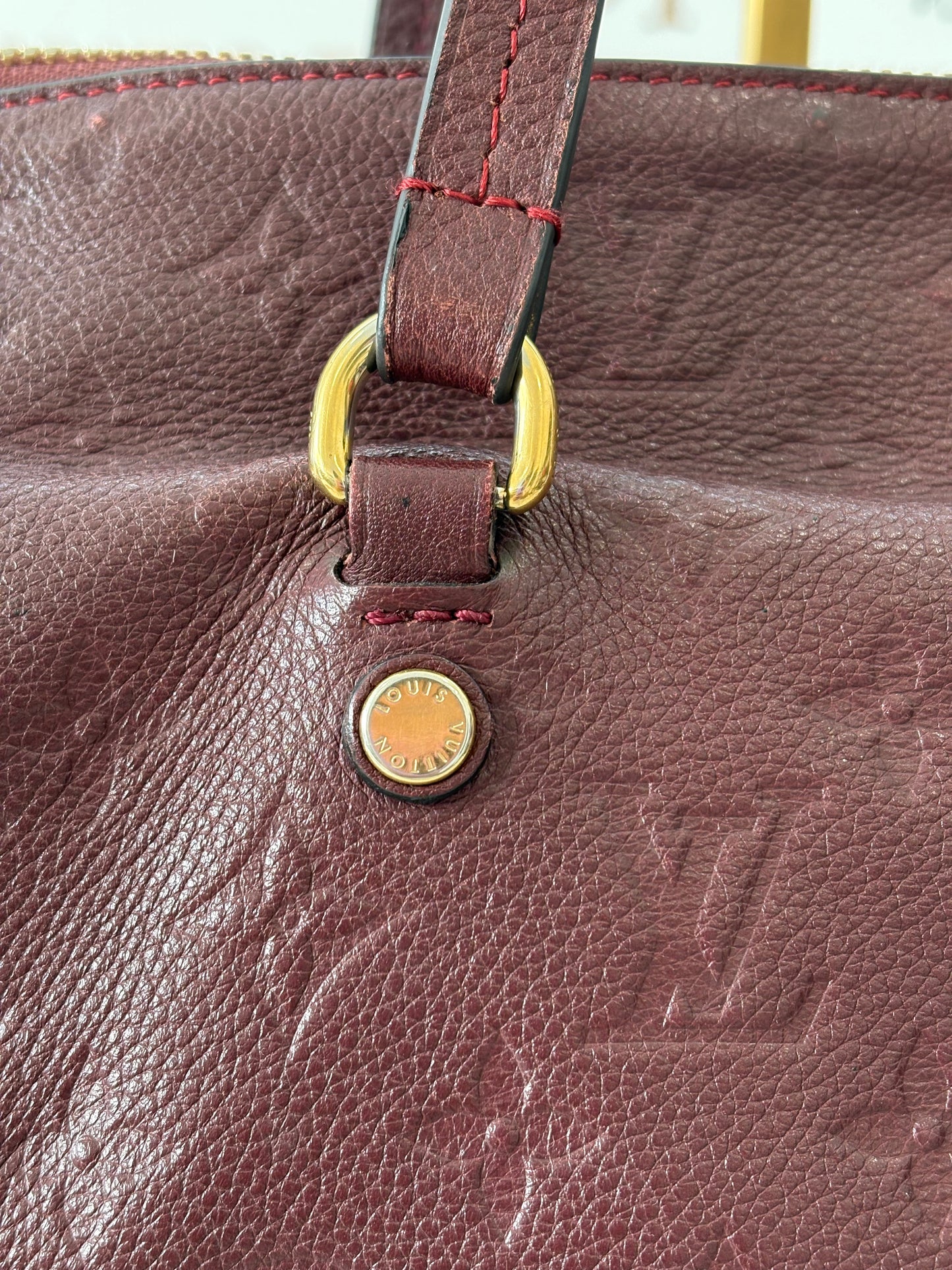 384012 - Louis Vuitton Lumineuse