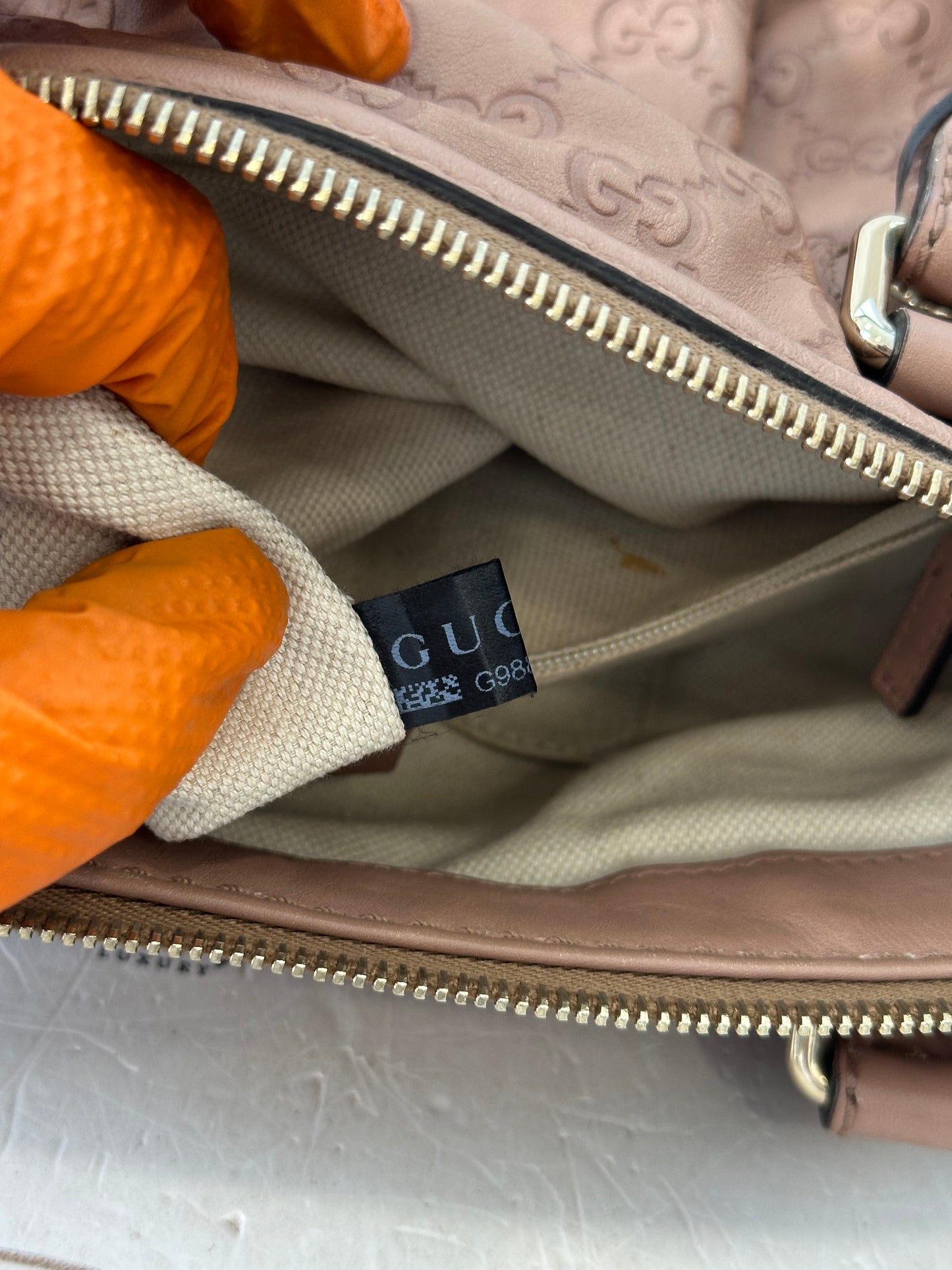 384283 - Gucci Sukey