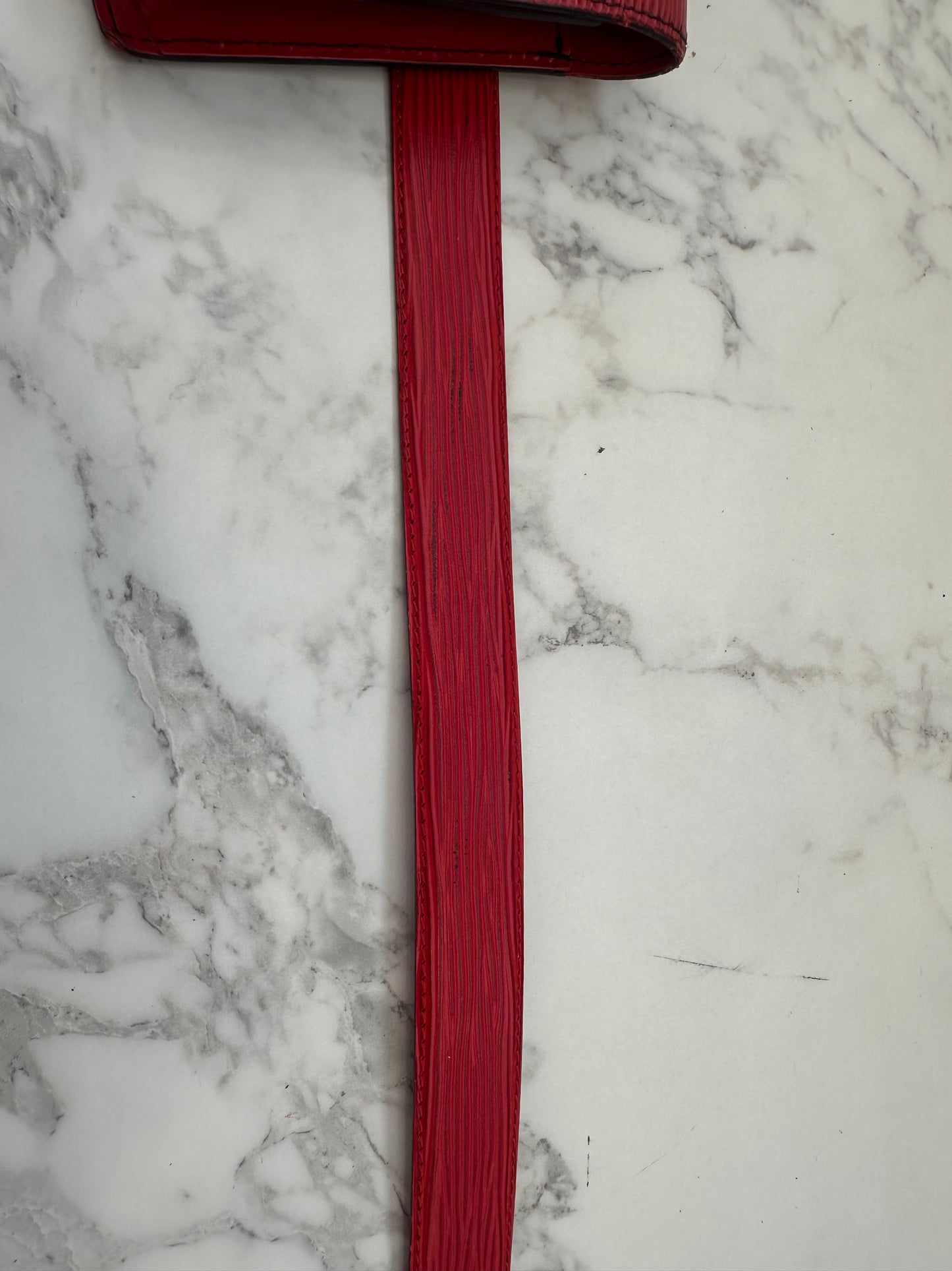 Louis Vuitton Epi pochette ceinture tilsit pouch