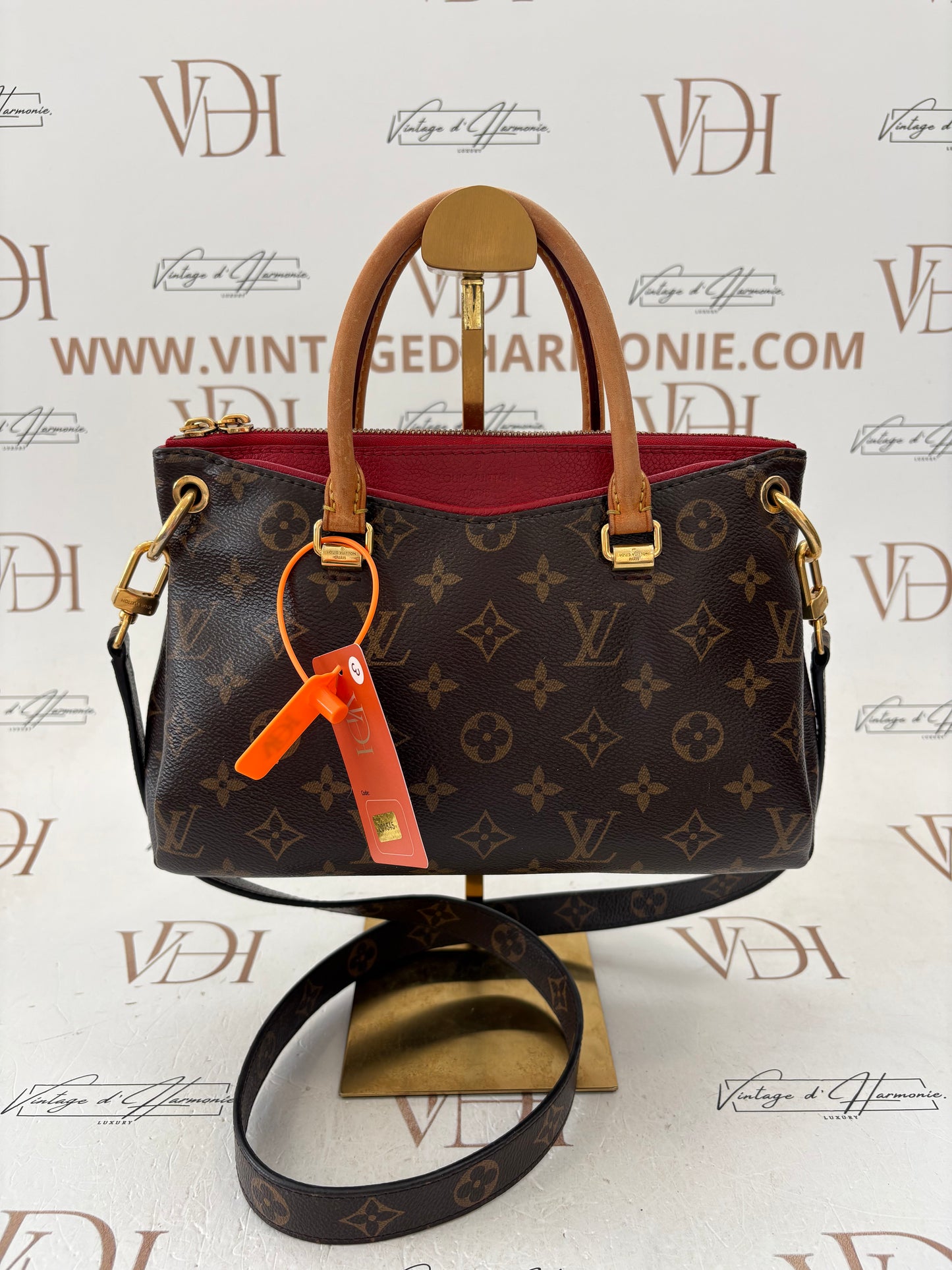 201545 - Louis Vuitton Pallas BB