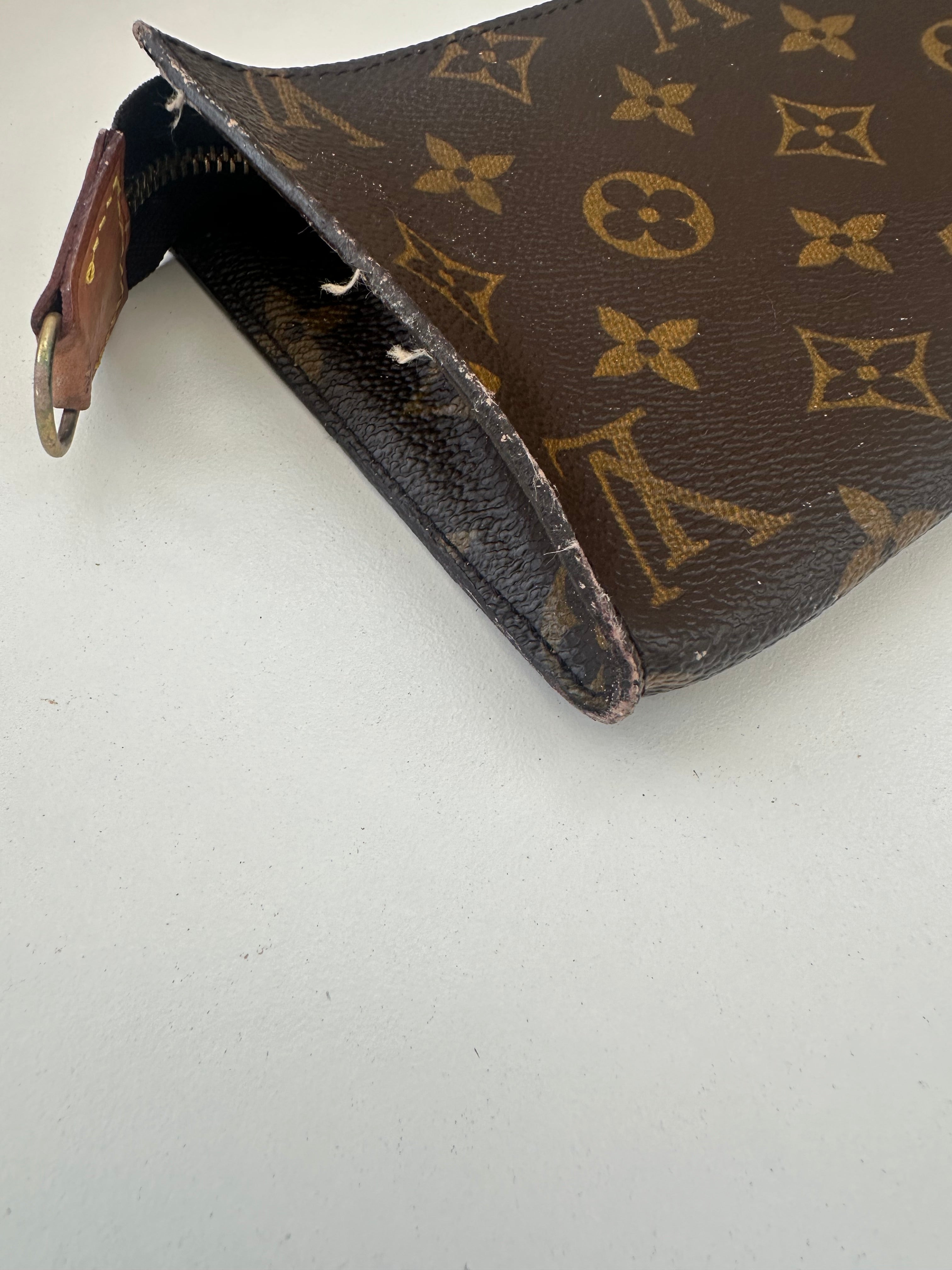 Louis Vuitton Bucket GM