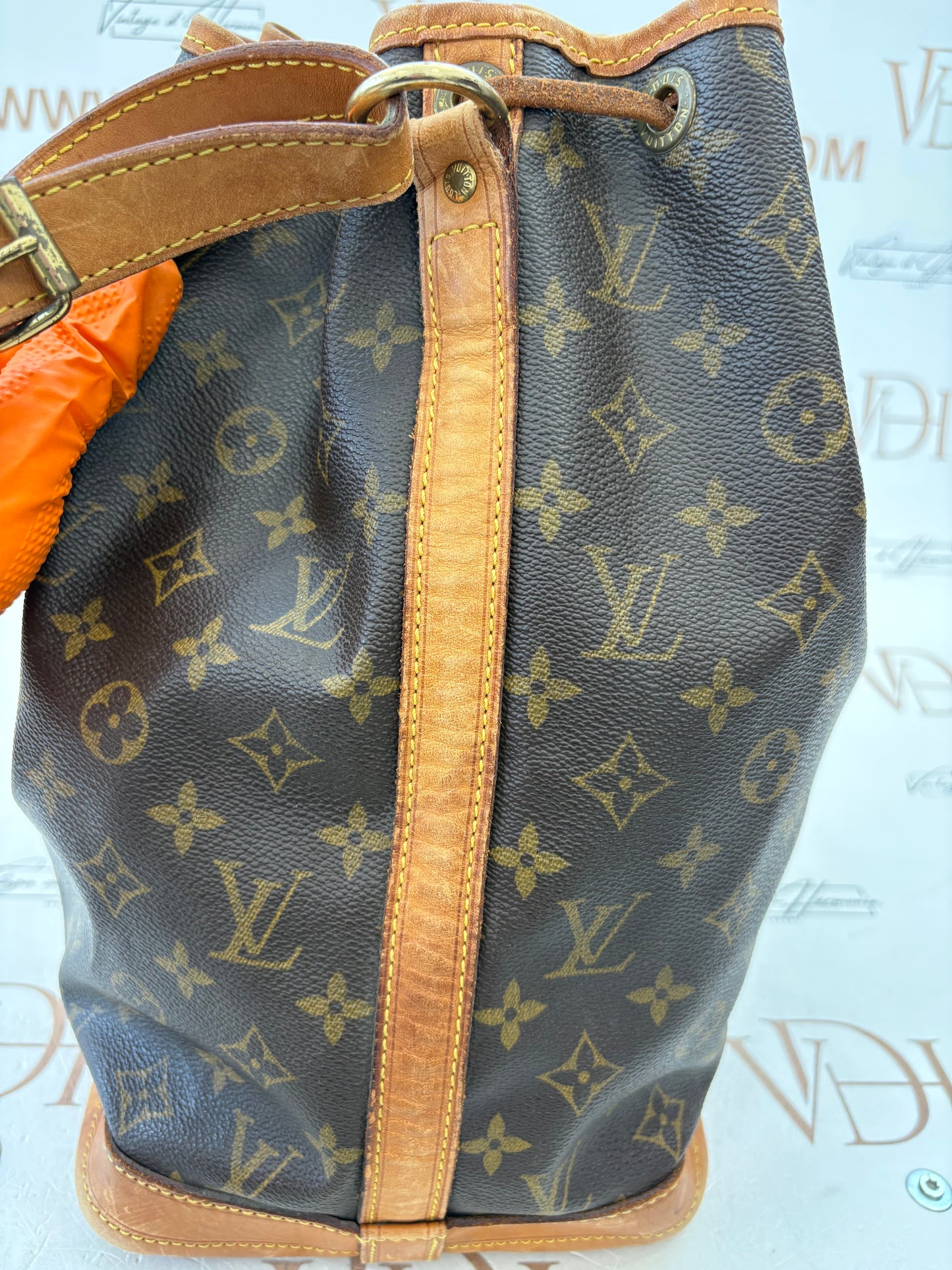 018785 - Louis Vuitton Noé