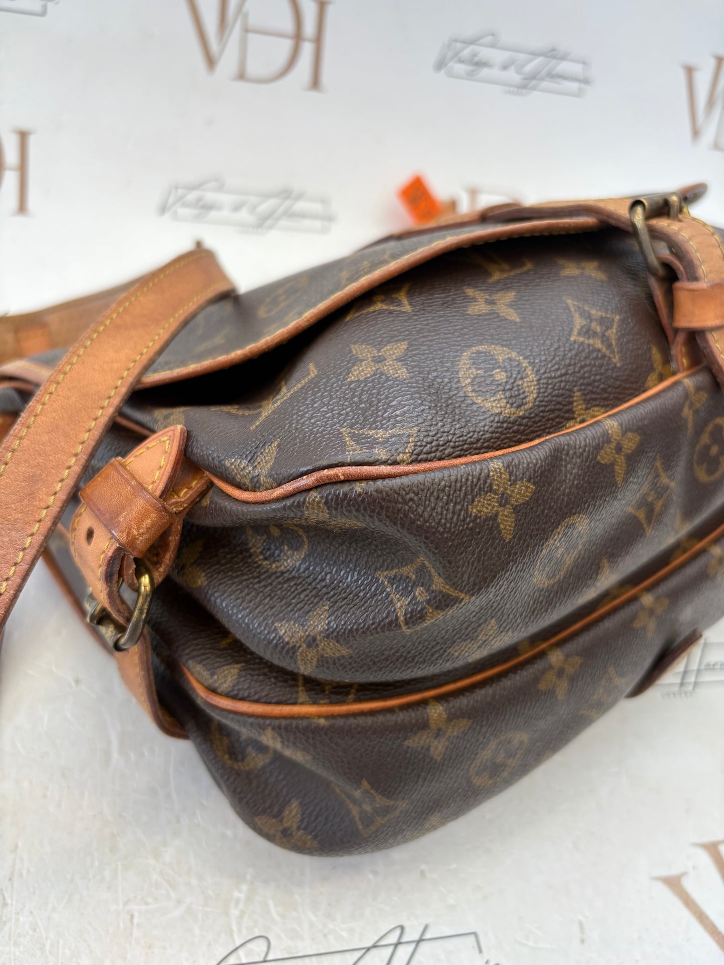 016959 - Louis Vuitton Saumur 30