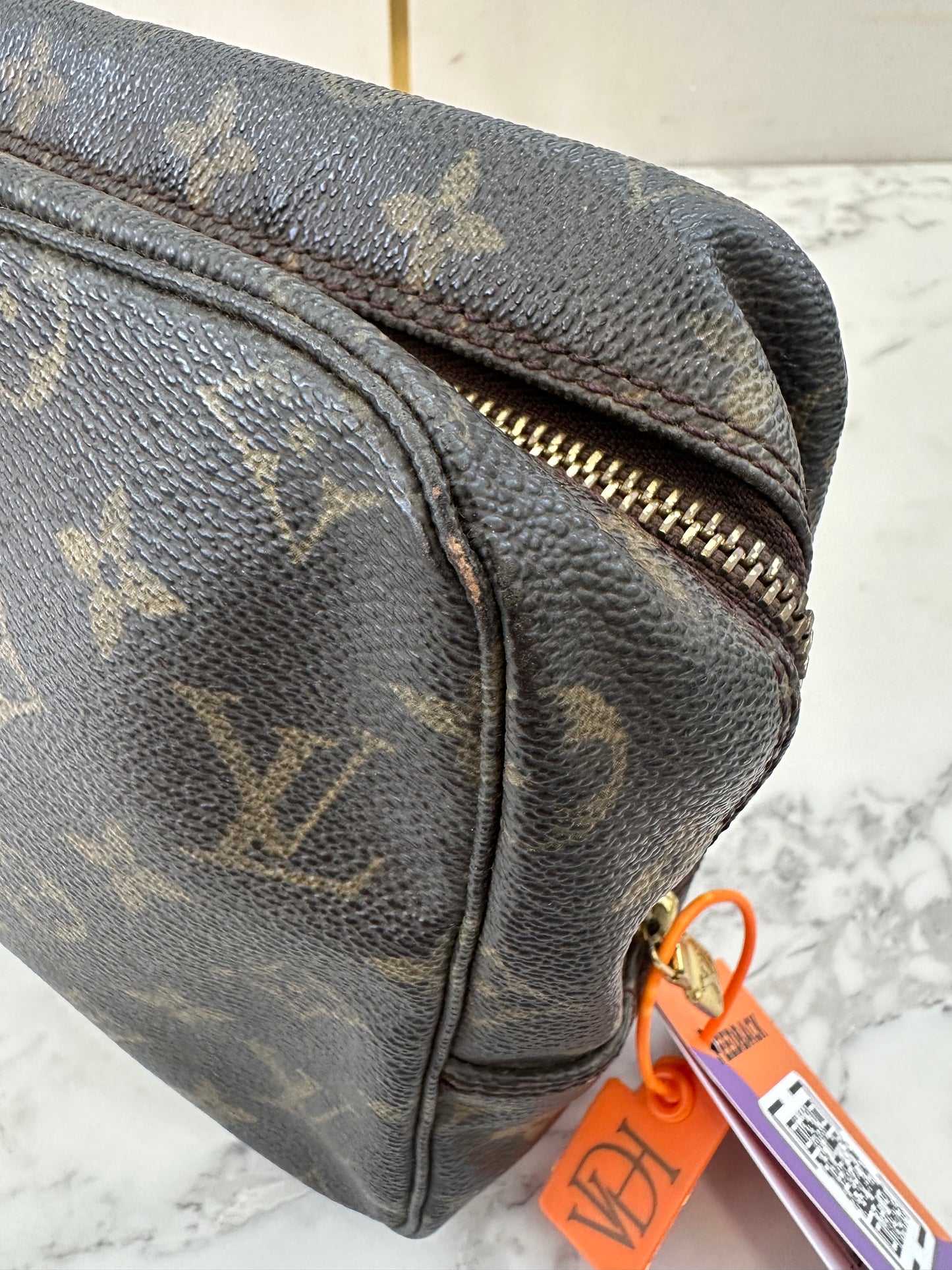 Louis Vuitton Trousse Toilette 28