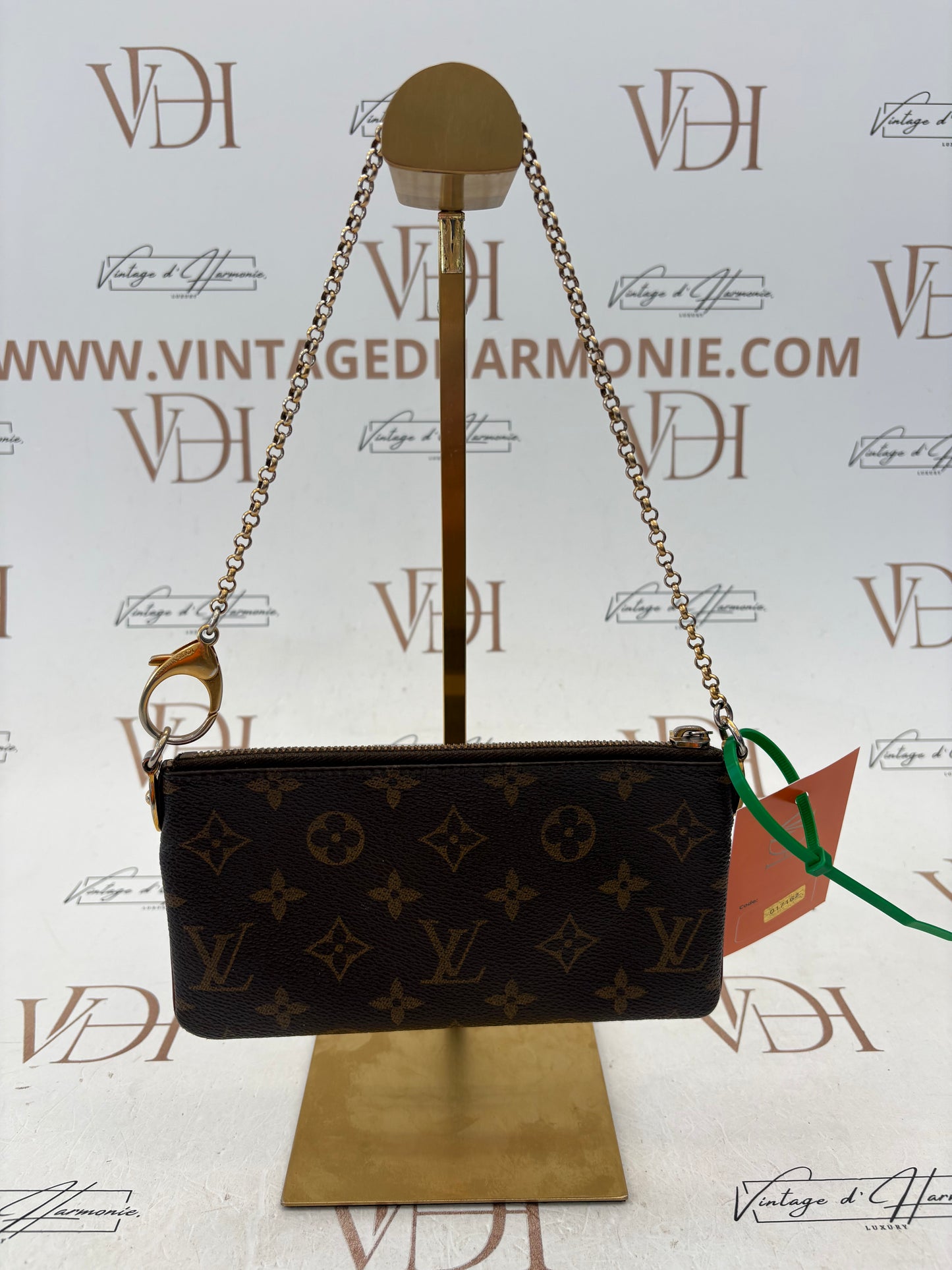 017167 - Louis Vuitton Milla MM