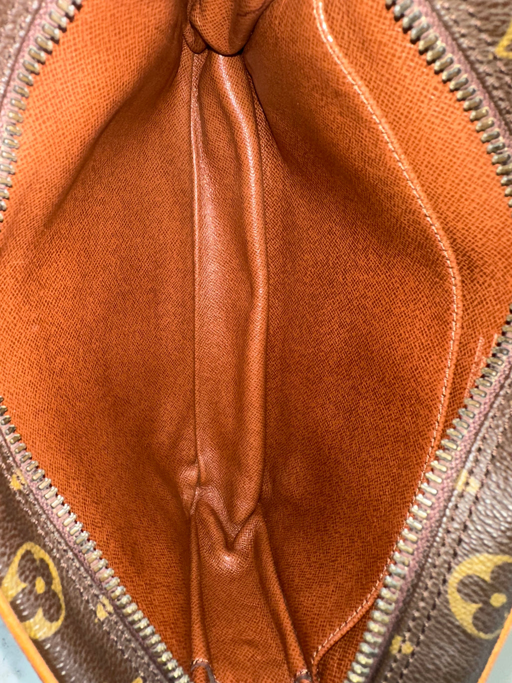 Louis Vuitton Compiegne 23