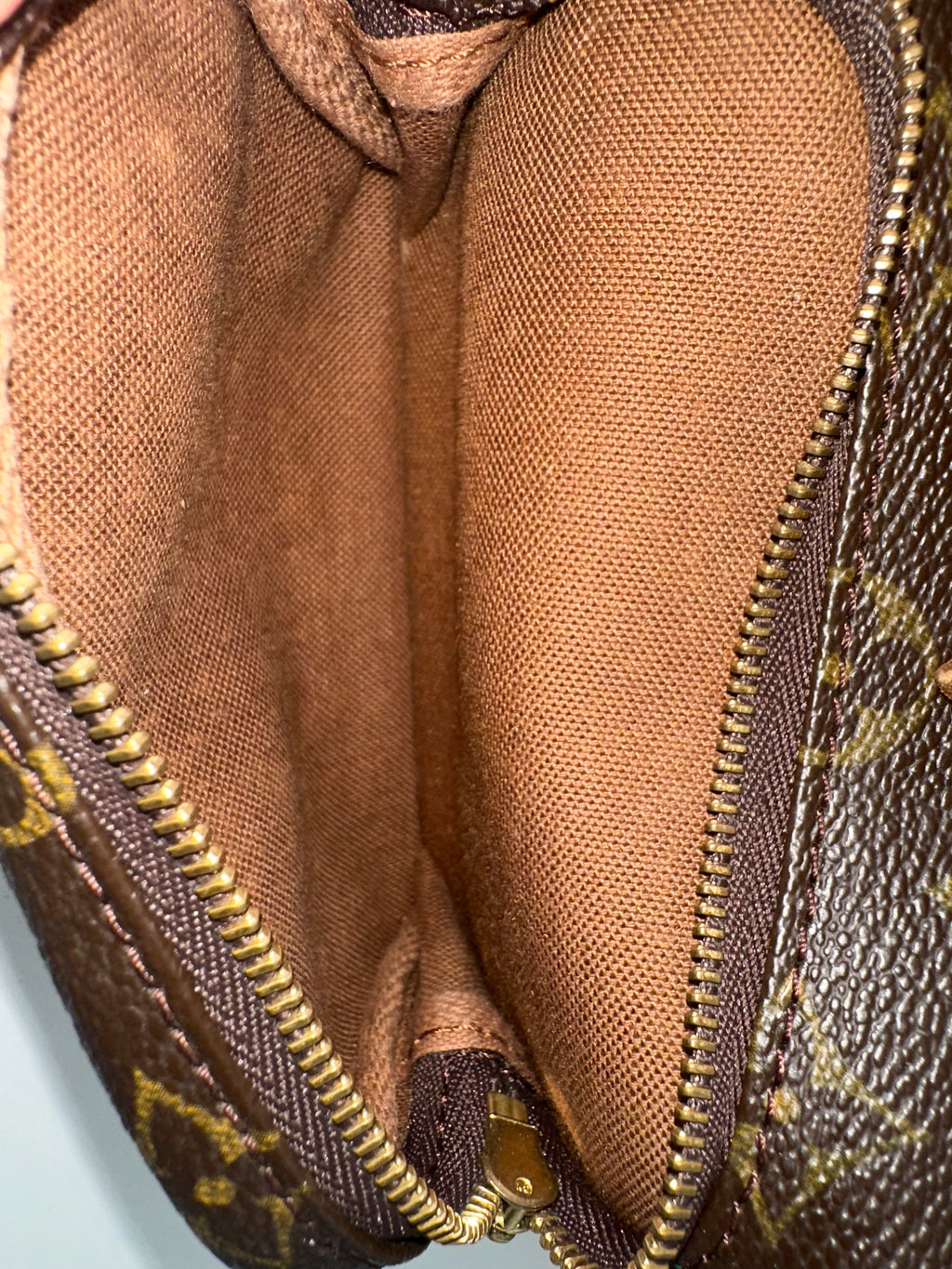 Louis Vuitton Montsouris Mini