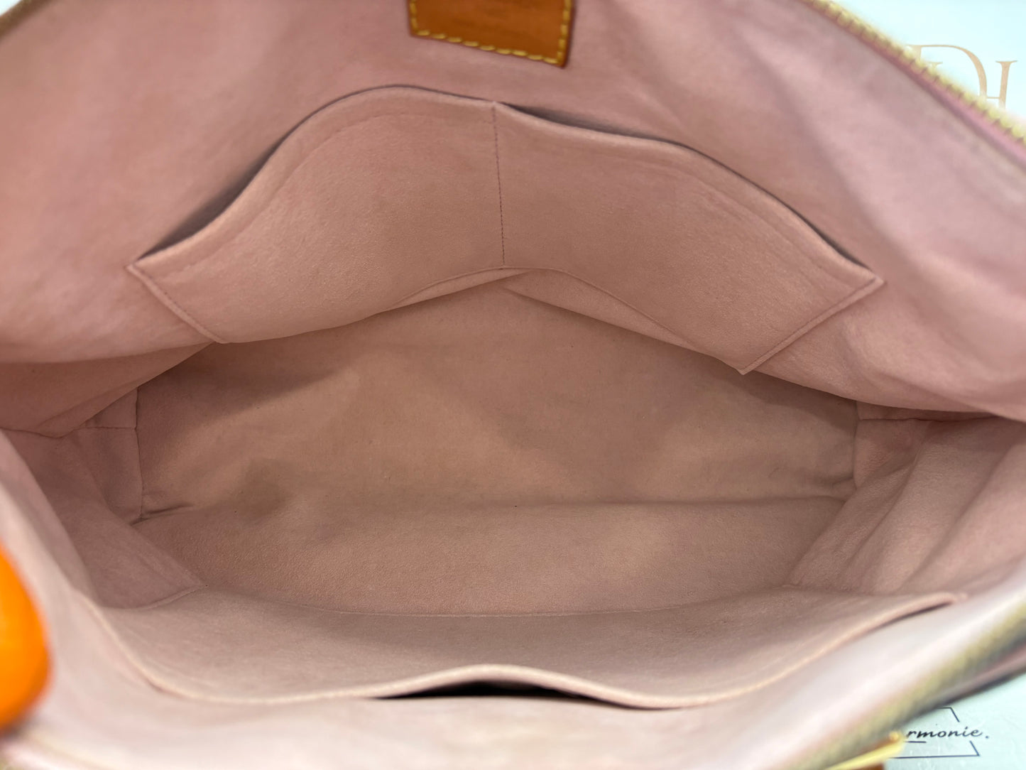383395 - Louis Vuitton Pallas