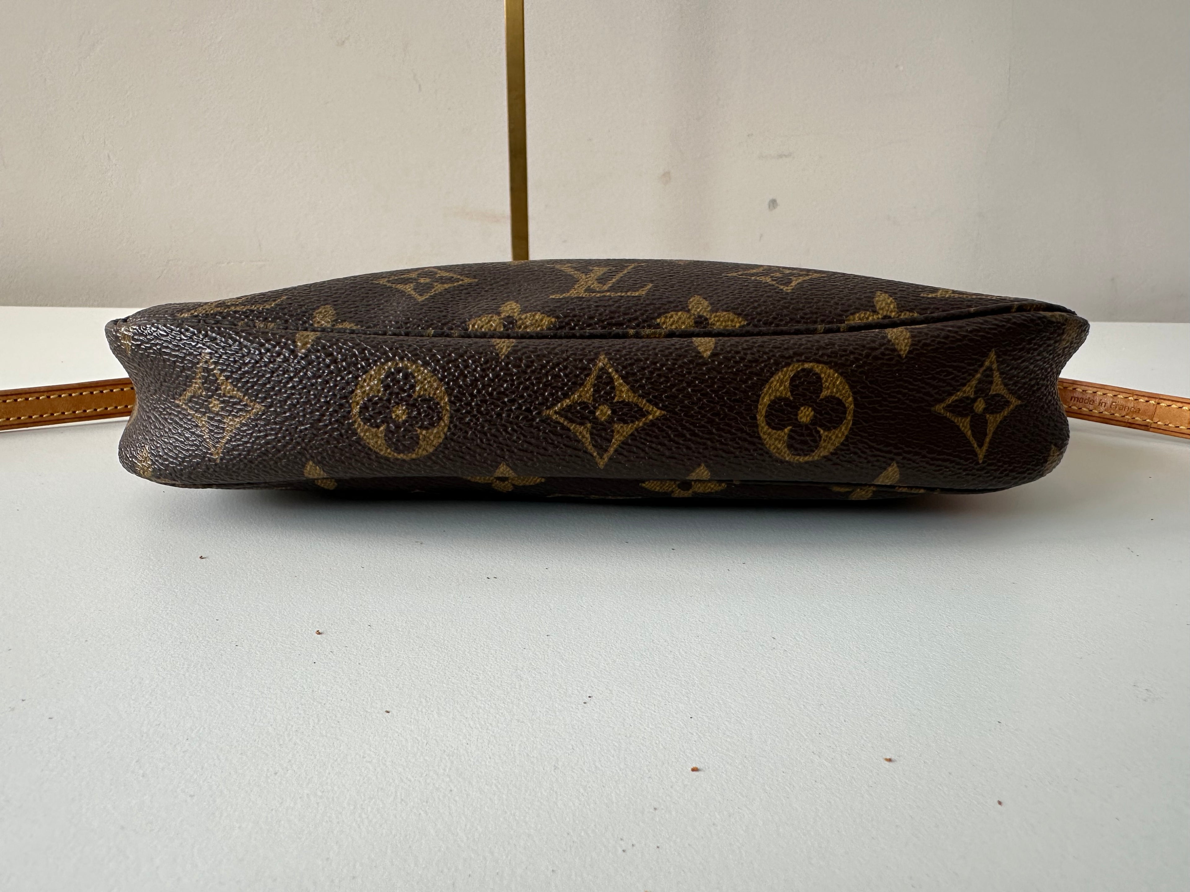 Louis Vuitton Pochette