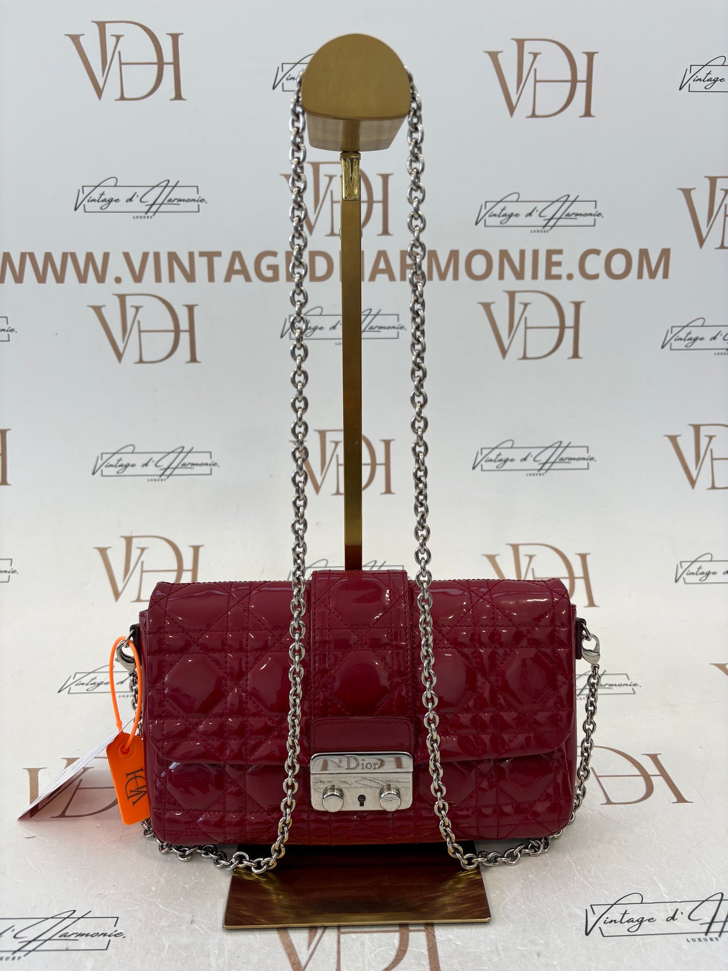 383725 - Dior New Lock