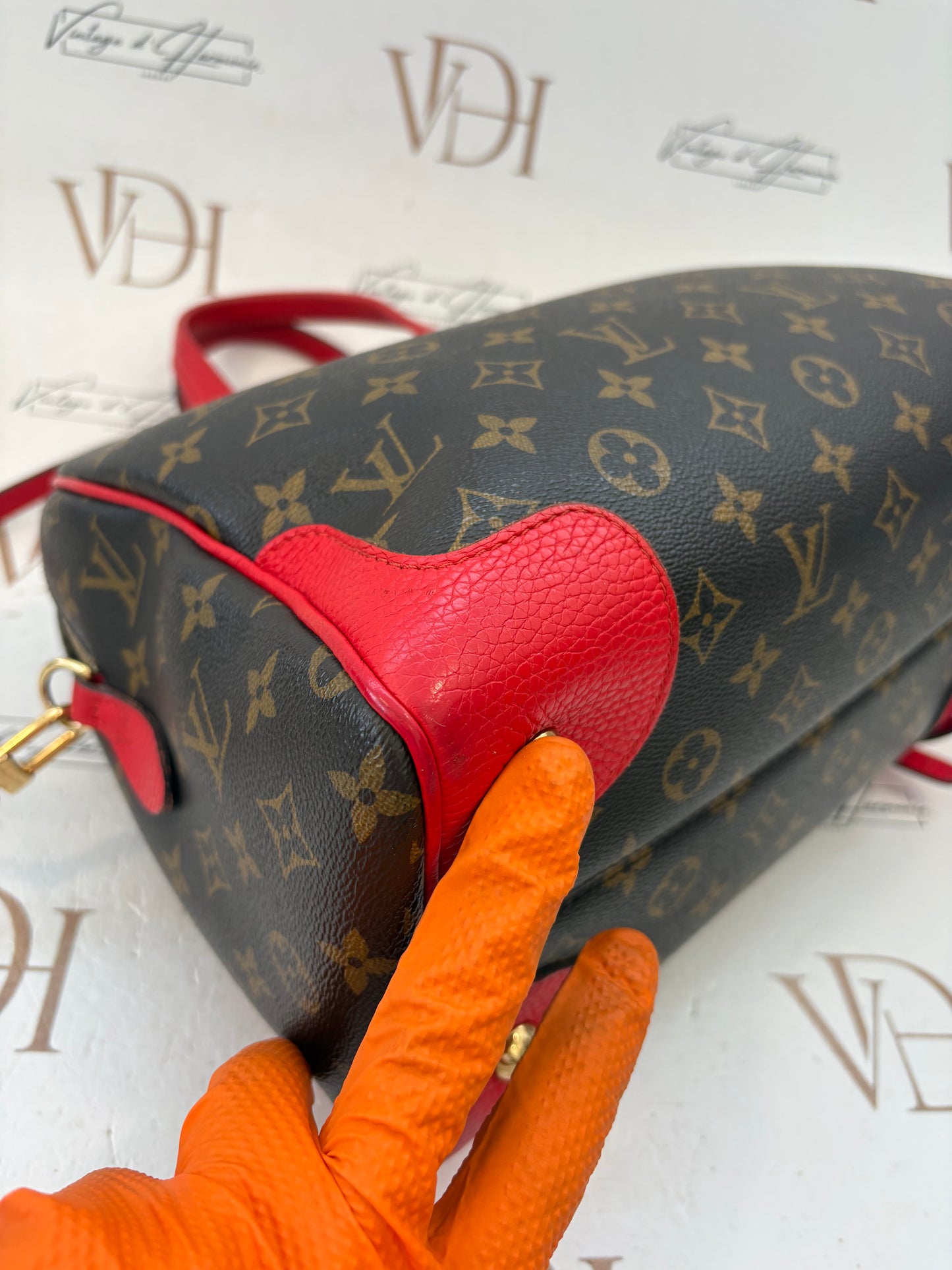 017201 - Louis Vuitton Retiro PM