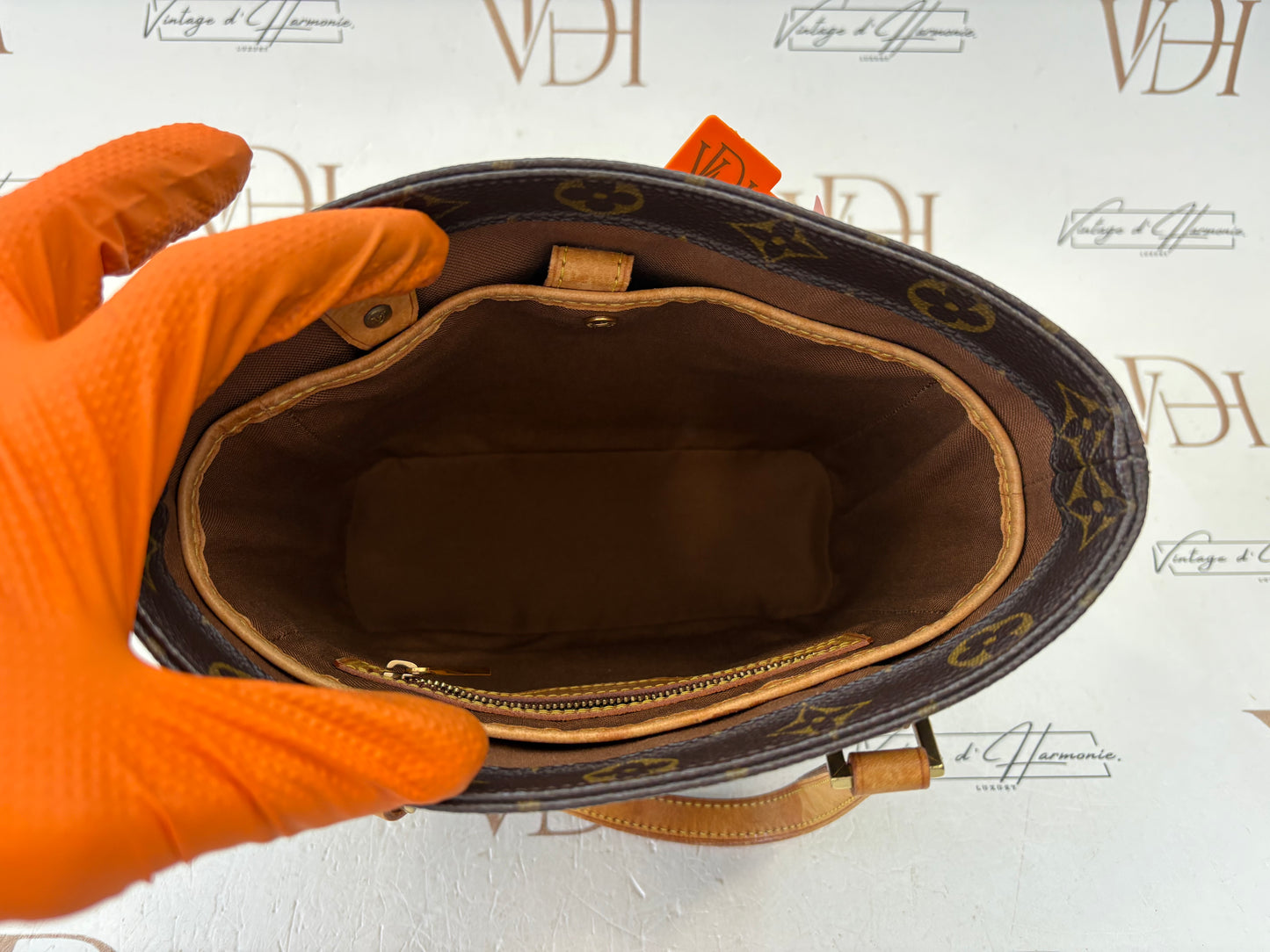 018535 - Louis Vuitton Vavin