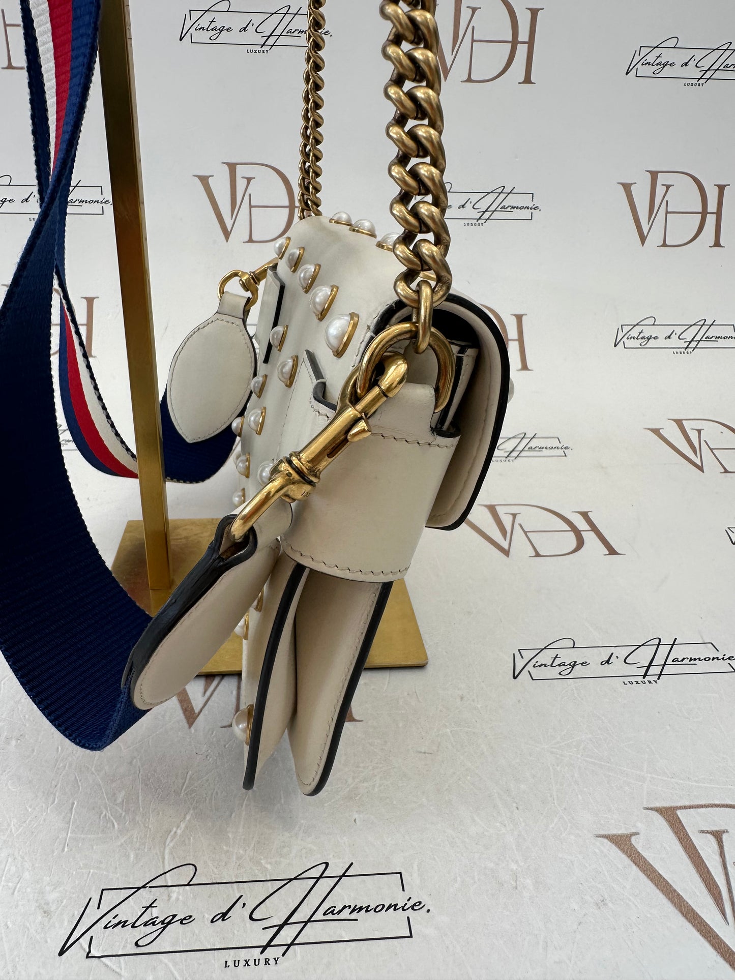 382783 - Gucci Queen Margaret