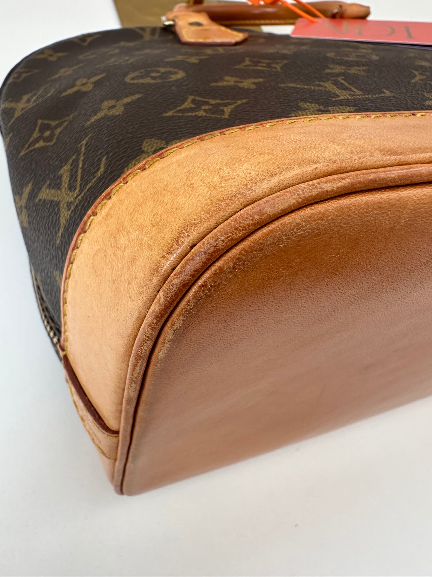 Louis Vuitton Alma