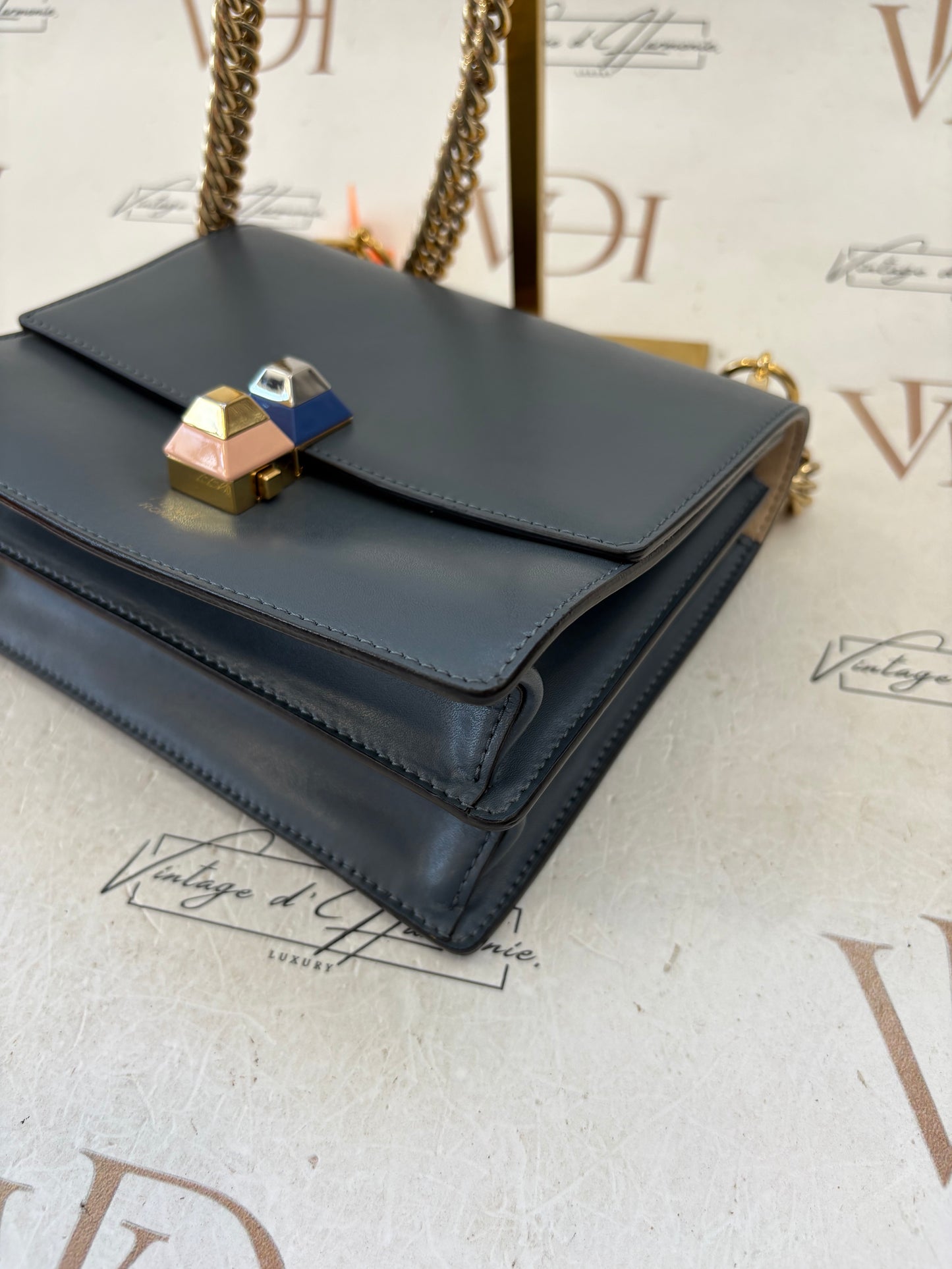201539 - Fendi Kan