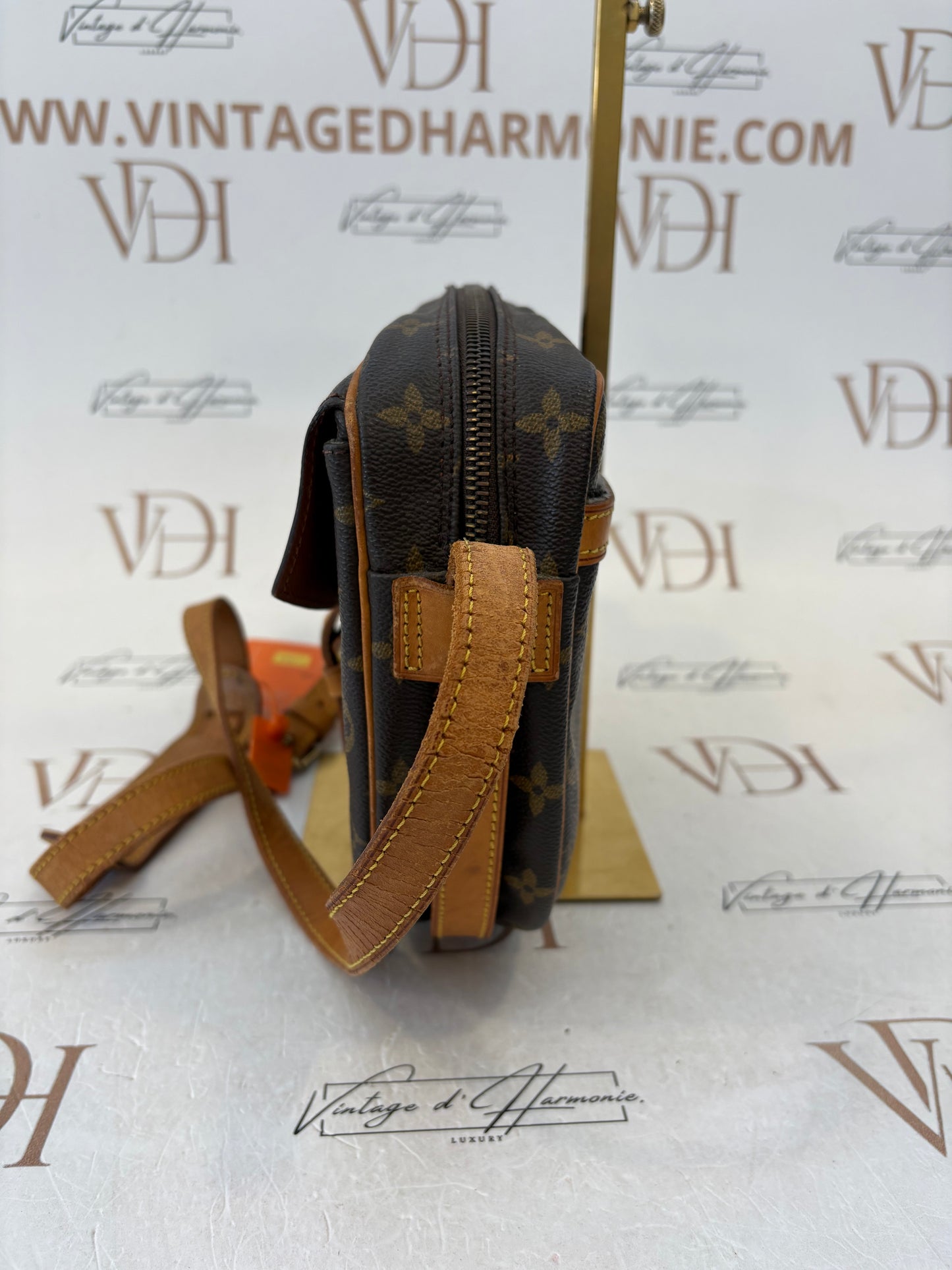 018968 - Louis Vuitton Jeune Fille GM