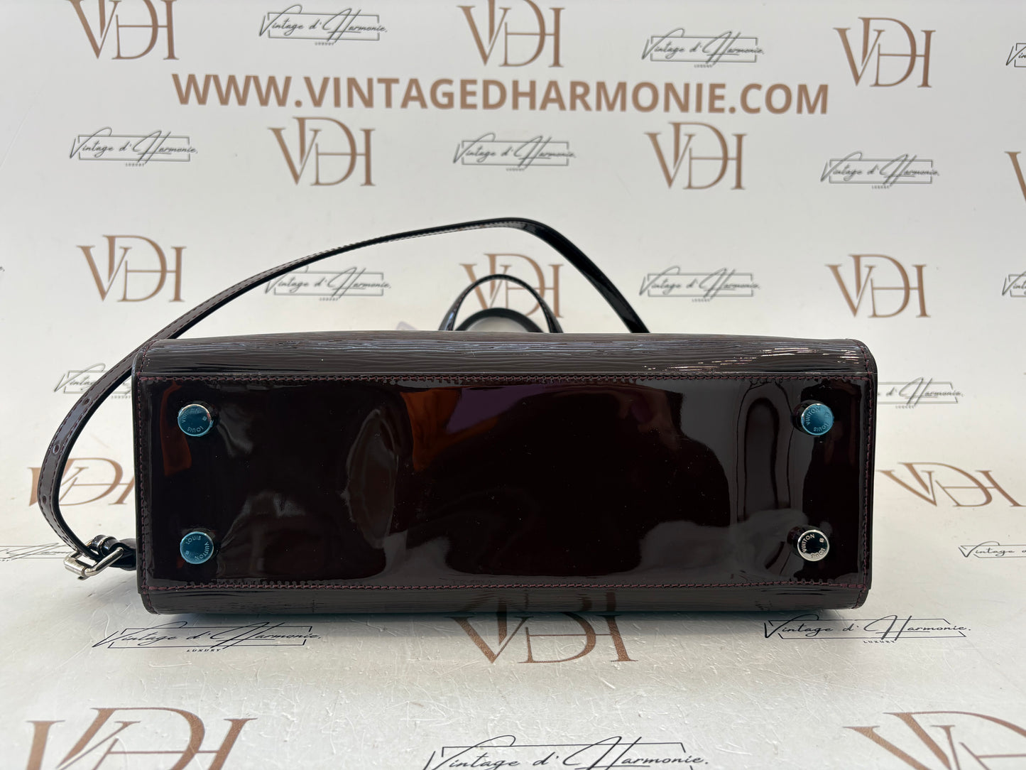 384122 - Louis Vuitton Brea