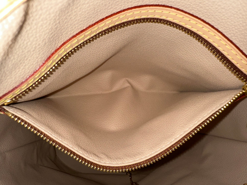 Louis Vuitton Bucket GM