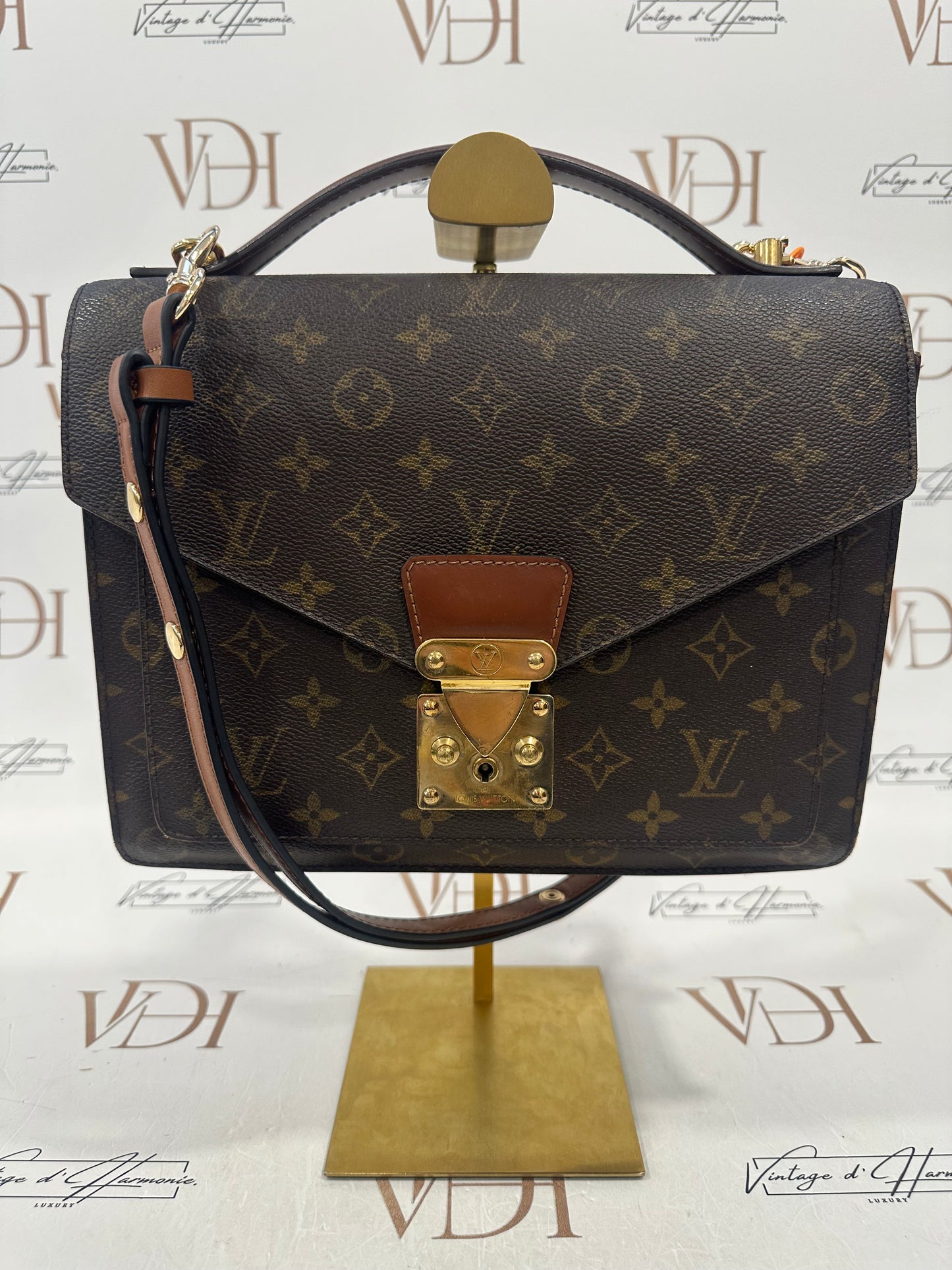 016949 - Louis Vuitton Monceau 28