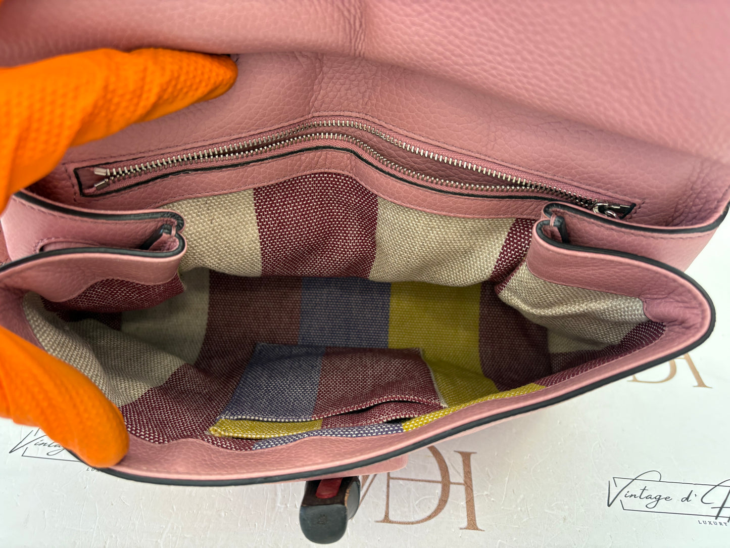 383797 - Gucci Daily