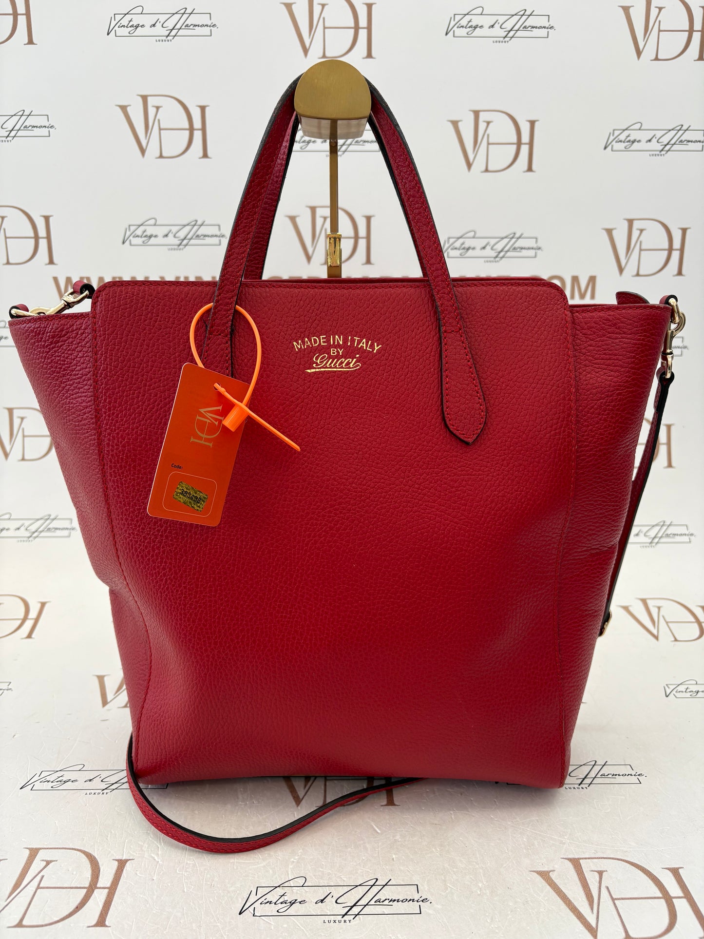 383438 - Gucci Swing