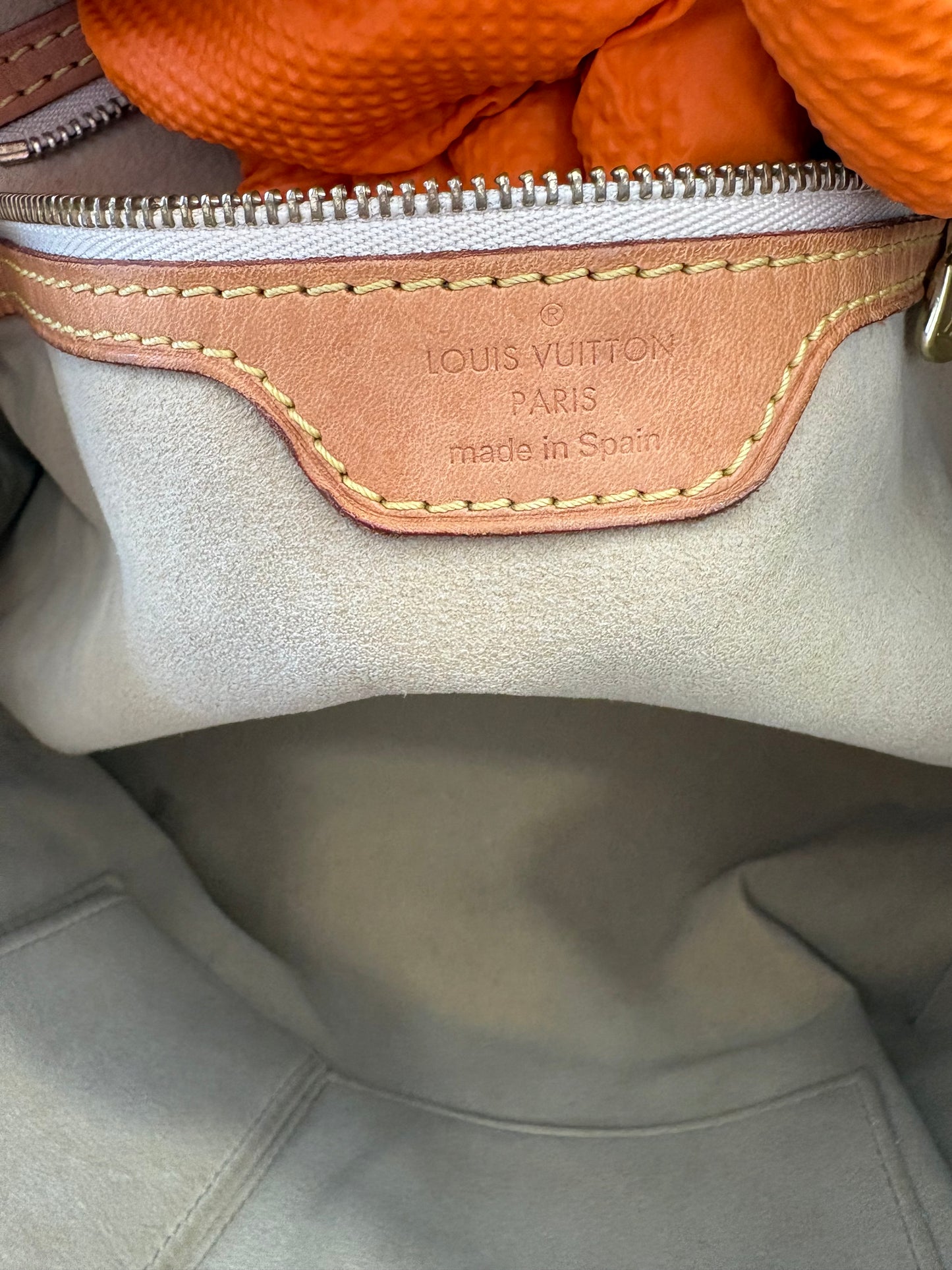 383565 - Louis Vuitton Hampstead