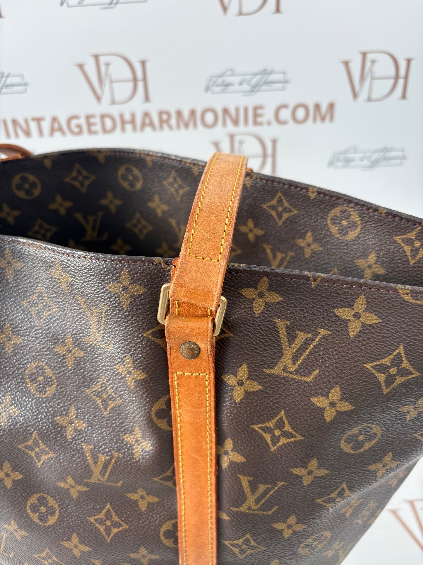 018617 - Louis Vuitton Sac Shopping