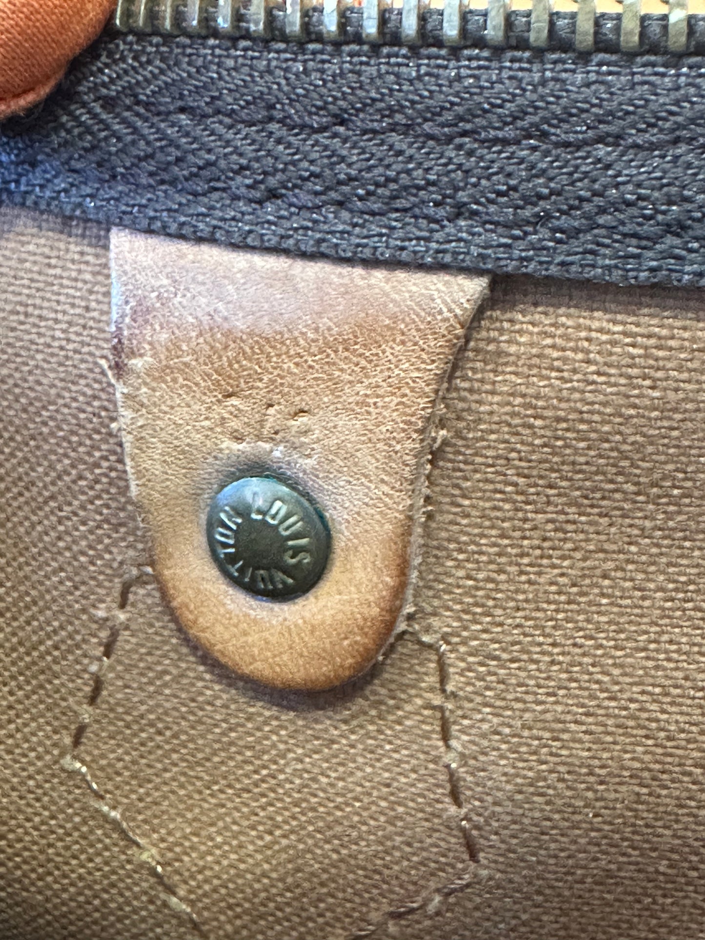 Louis Vuitton Speedy 30