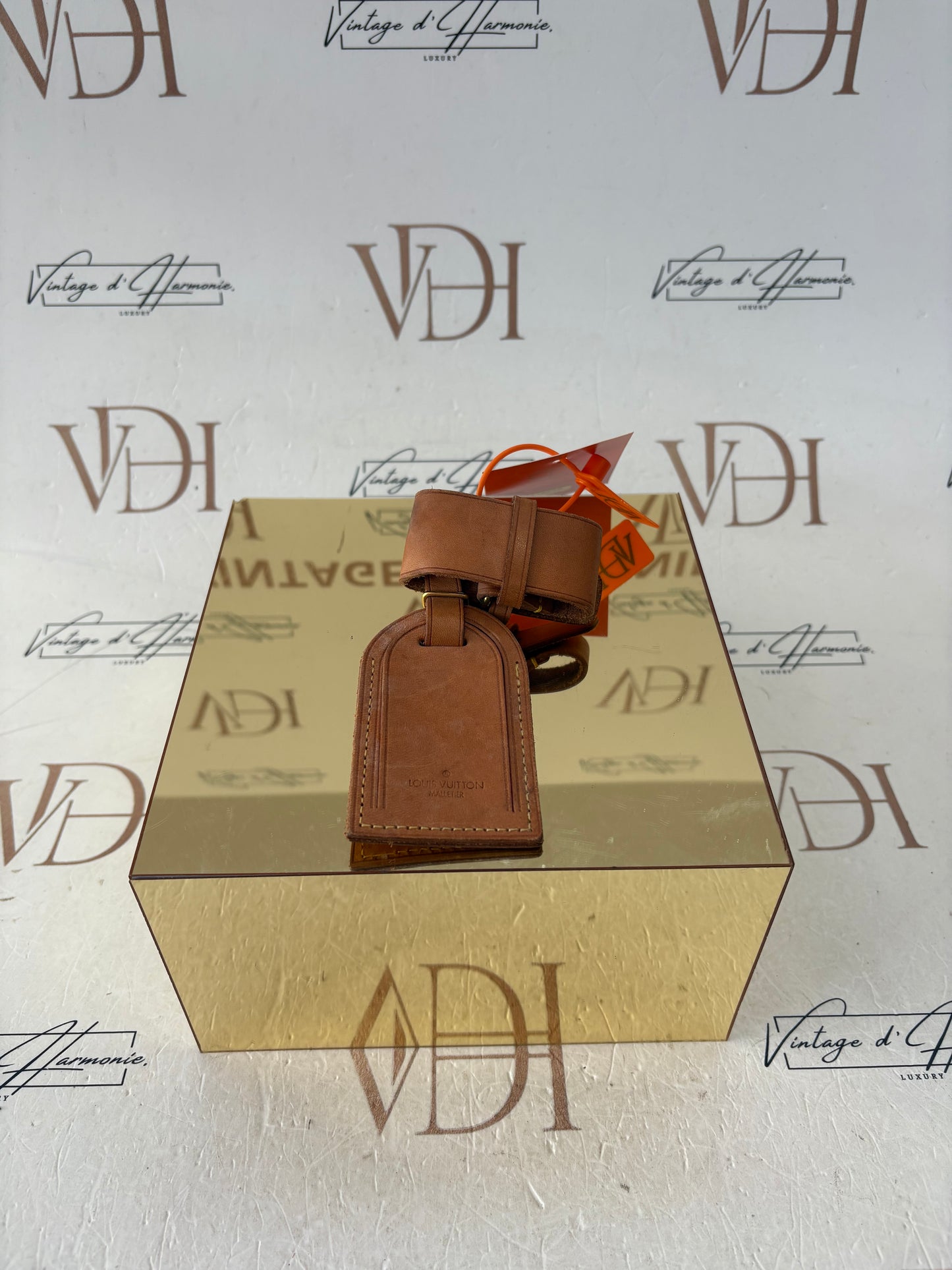 Louis Vuitton Keepall Tag + Chiudimanici
