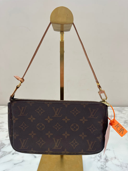 Louis Vuitton Pochette