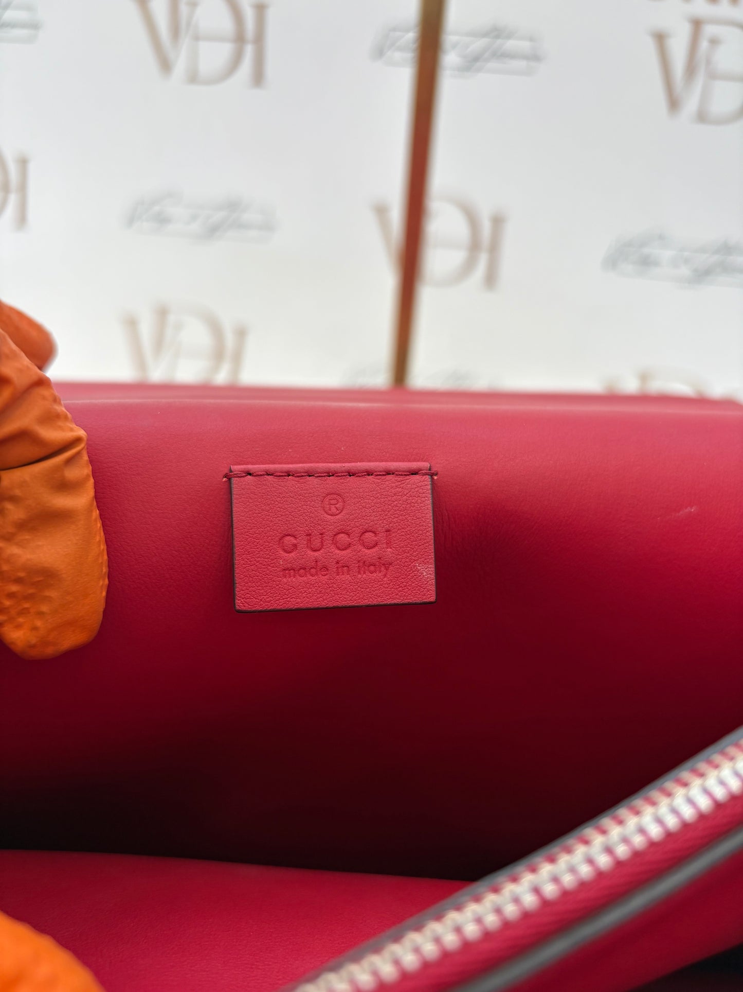 200797 - Gucci Dionysus
