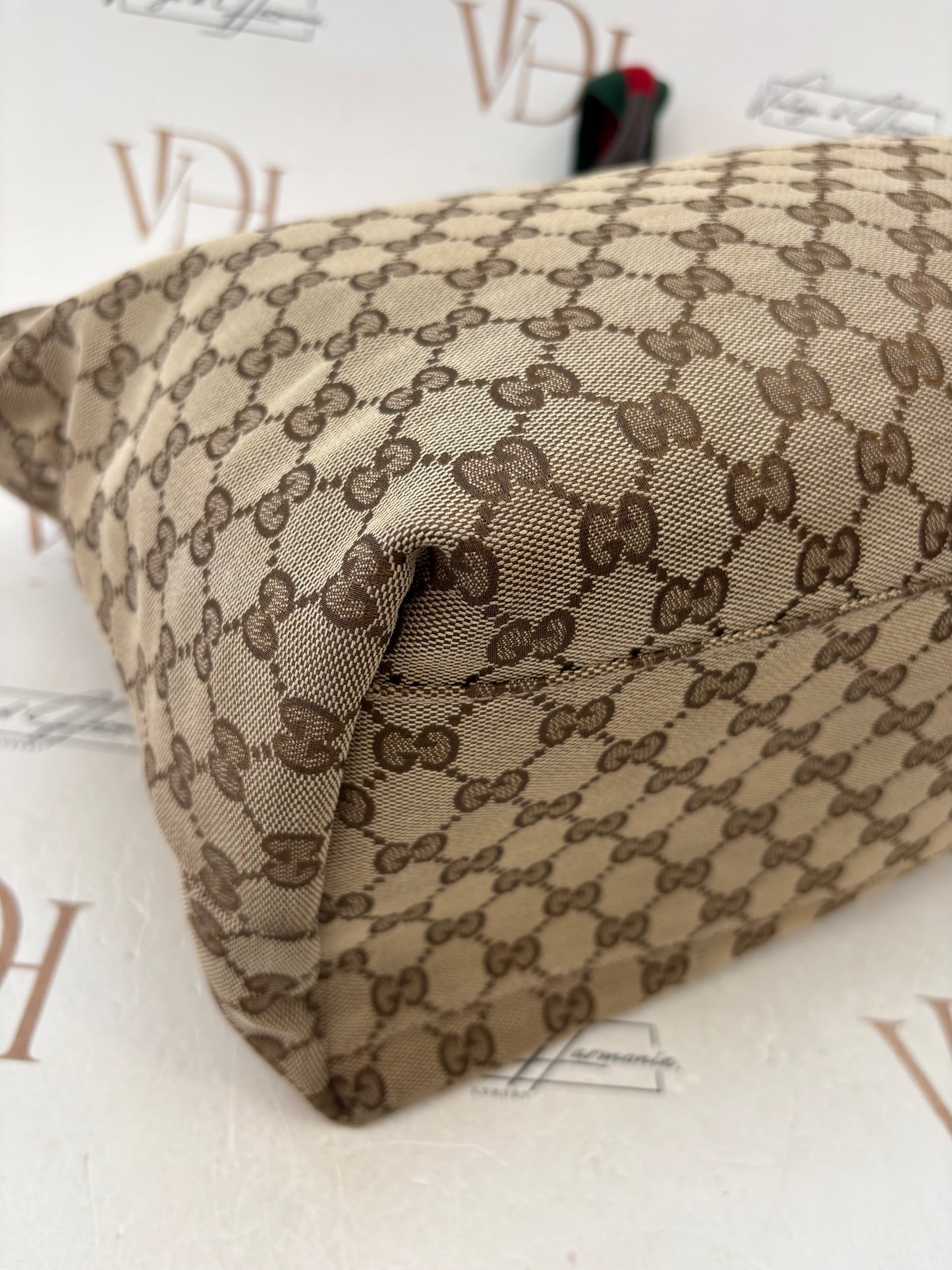 383545 - Gucci Diaper