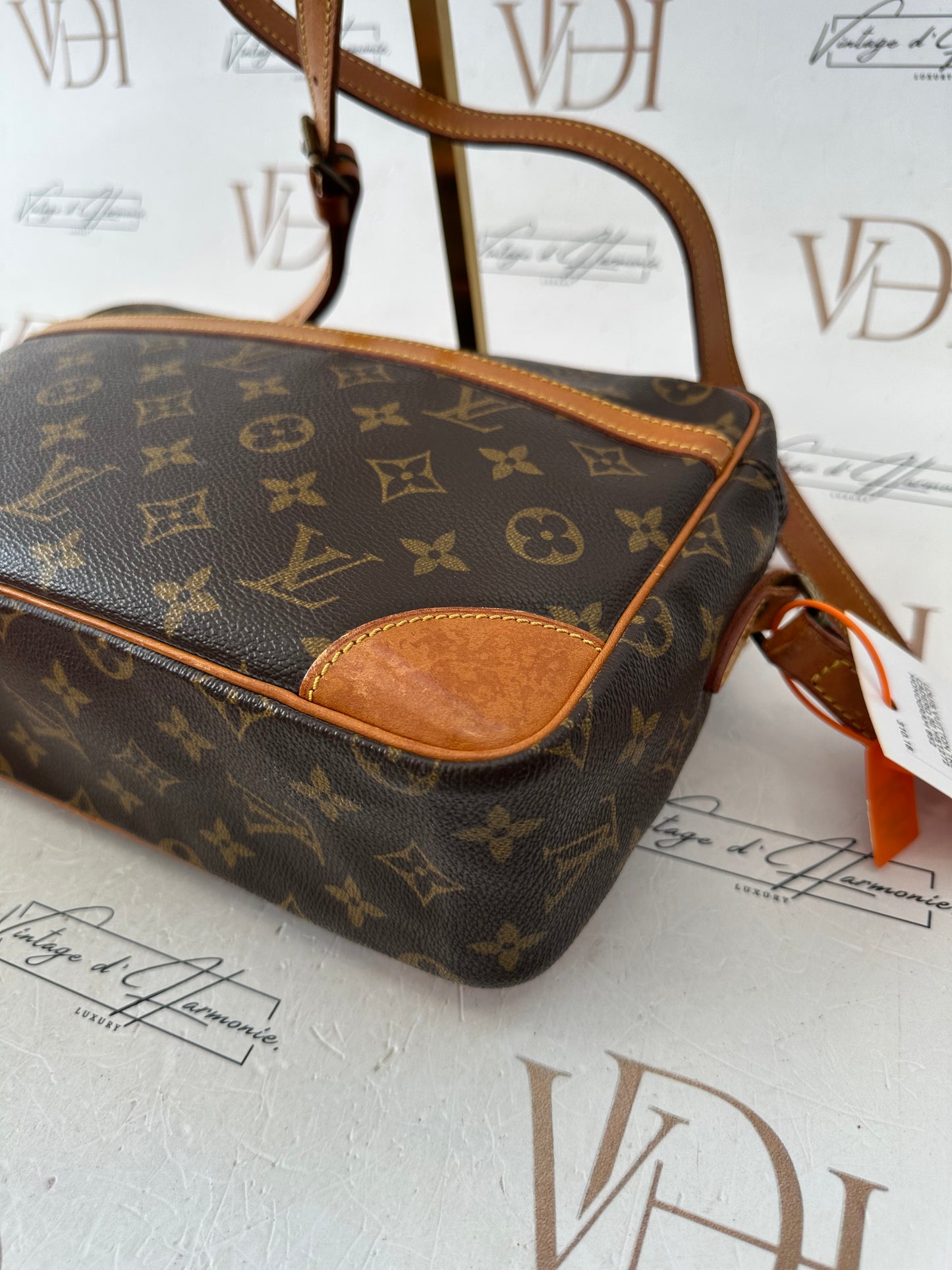 018124 -Louis Vuitton Trocadero 30