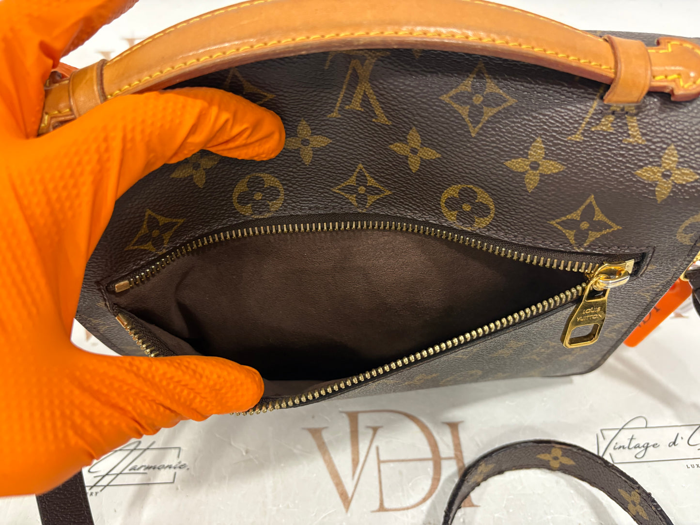 200986 - Louis Vuitton Metis