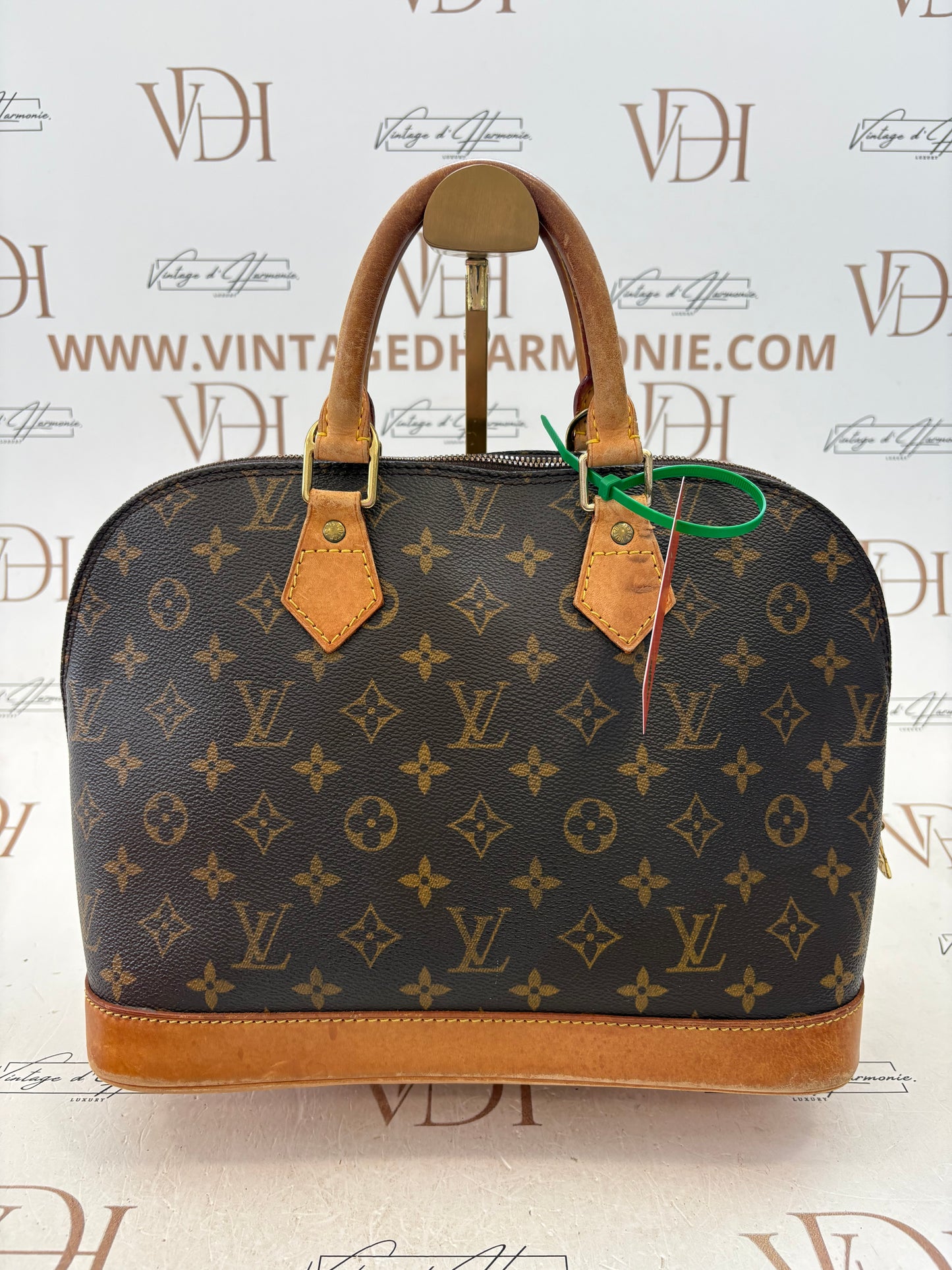 017105 - Louis Vuitton Alma