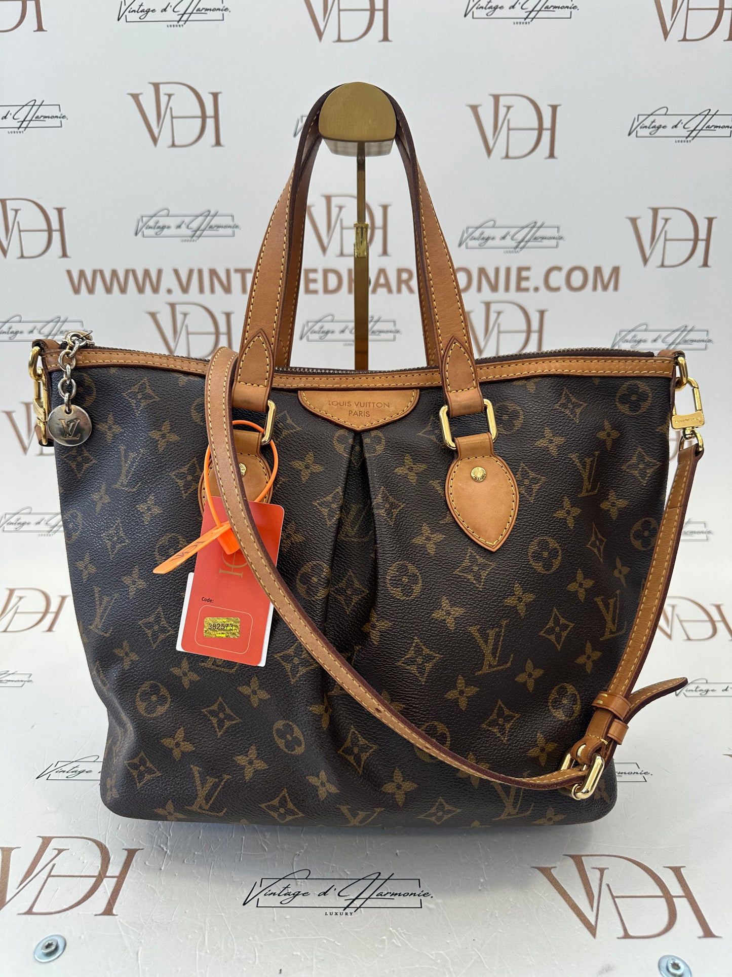 382573 - Louis Vuitton Palermo