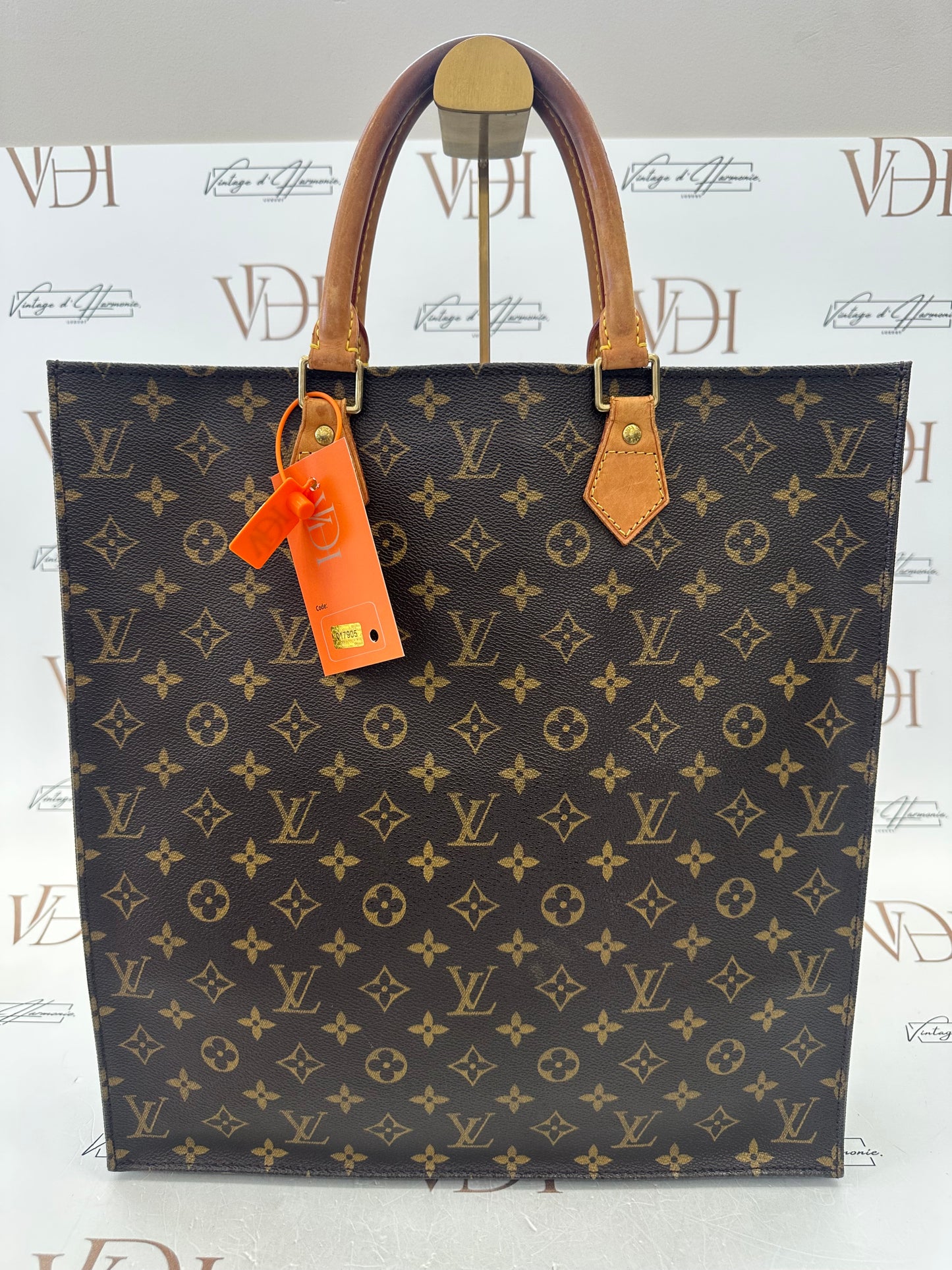 017905 - Louis Vuitton Sac Plat