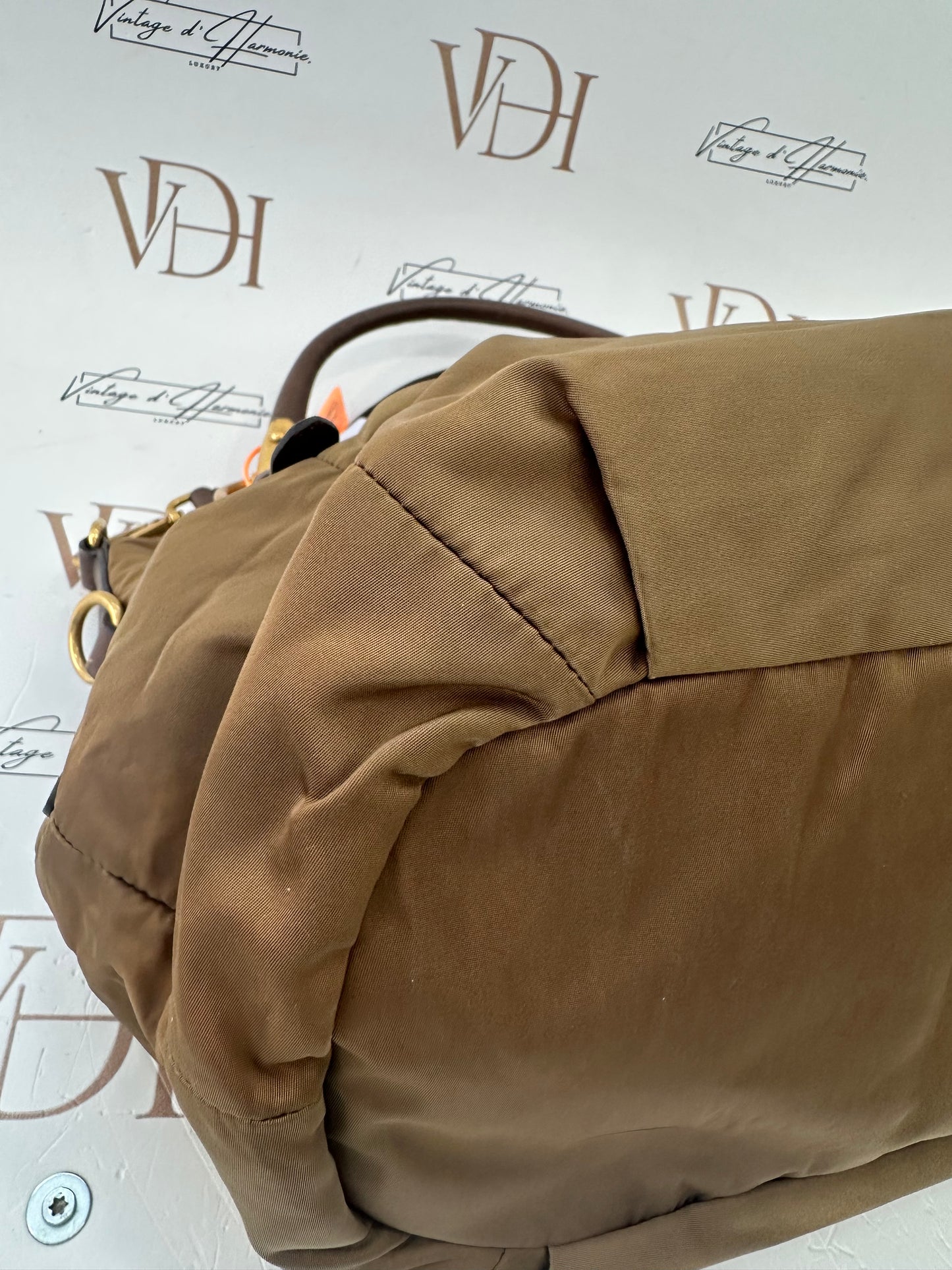 382544 - Prada