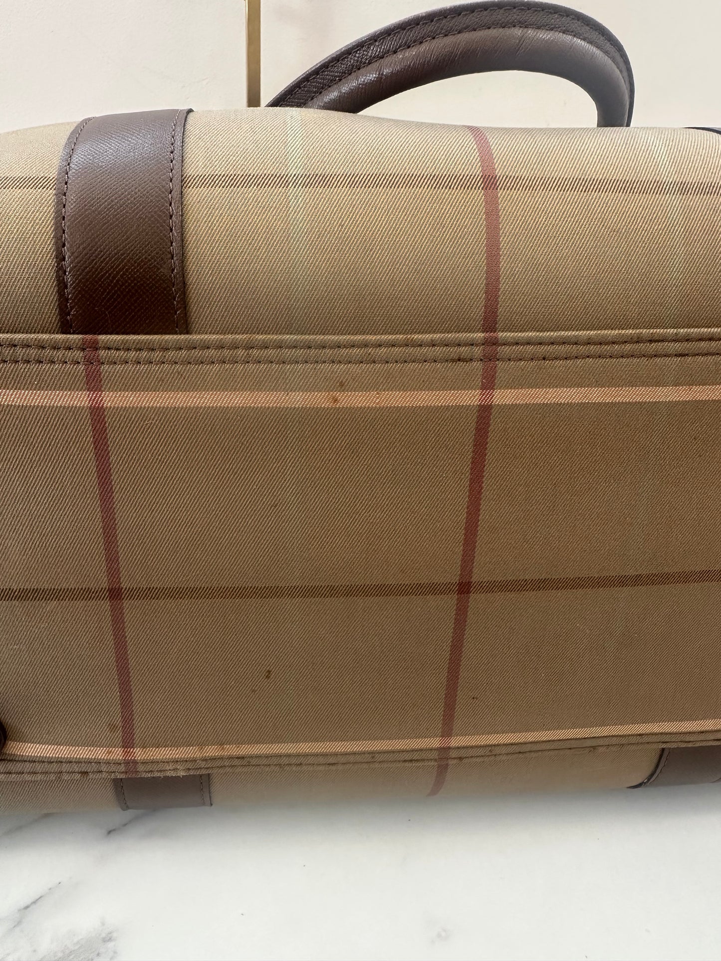 Burberrys Boston Bag
