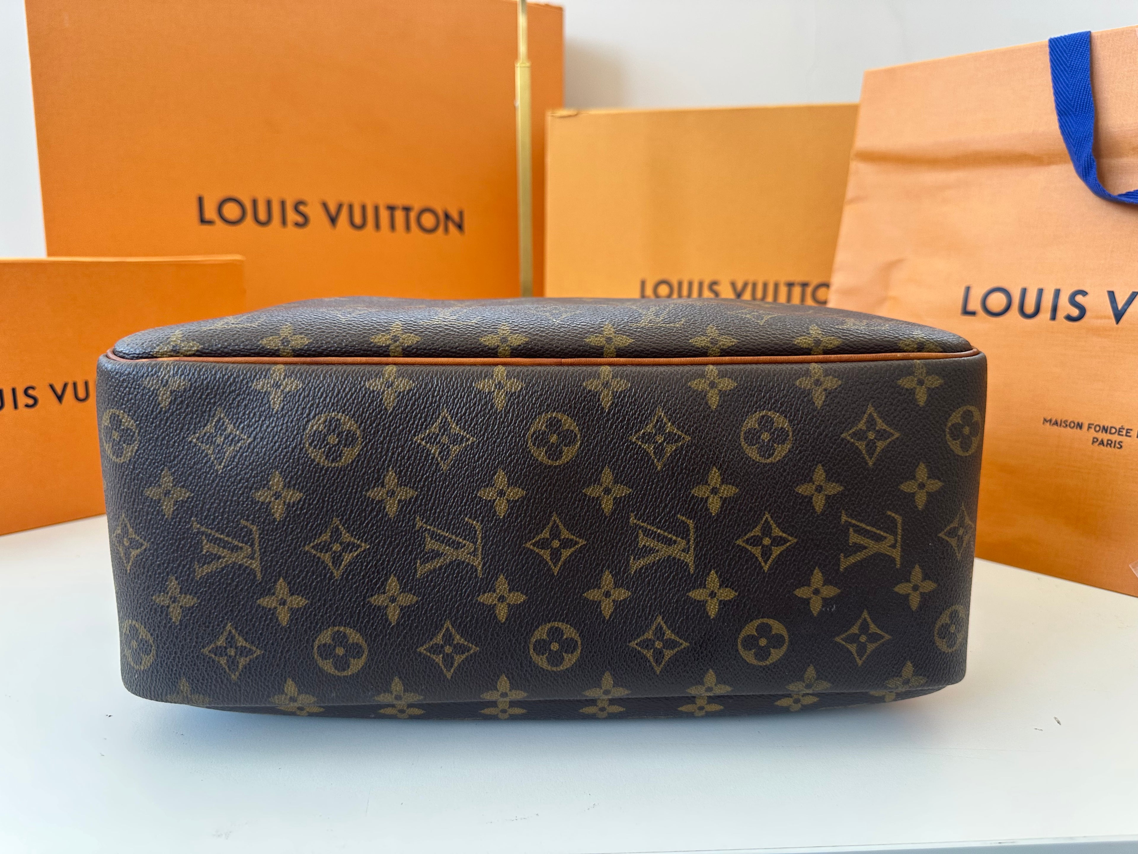 Louis Vuitton Deauville